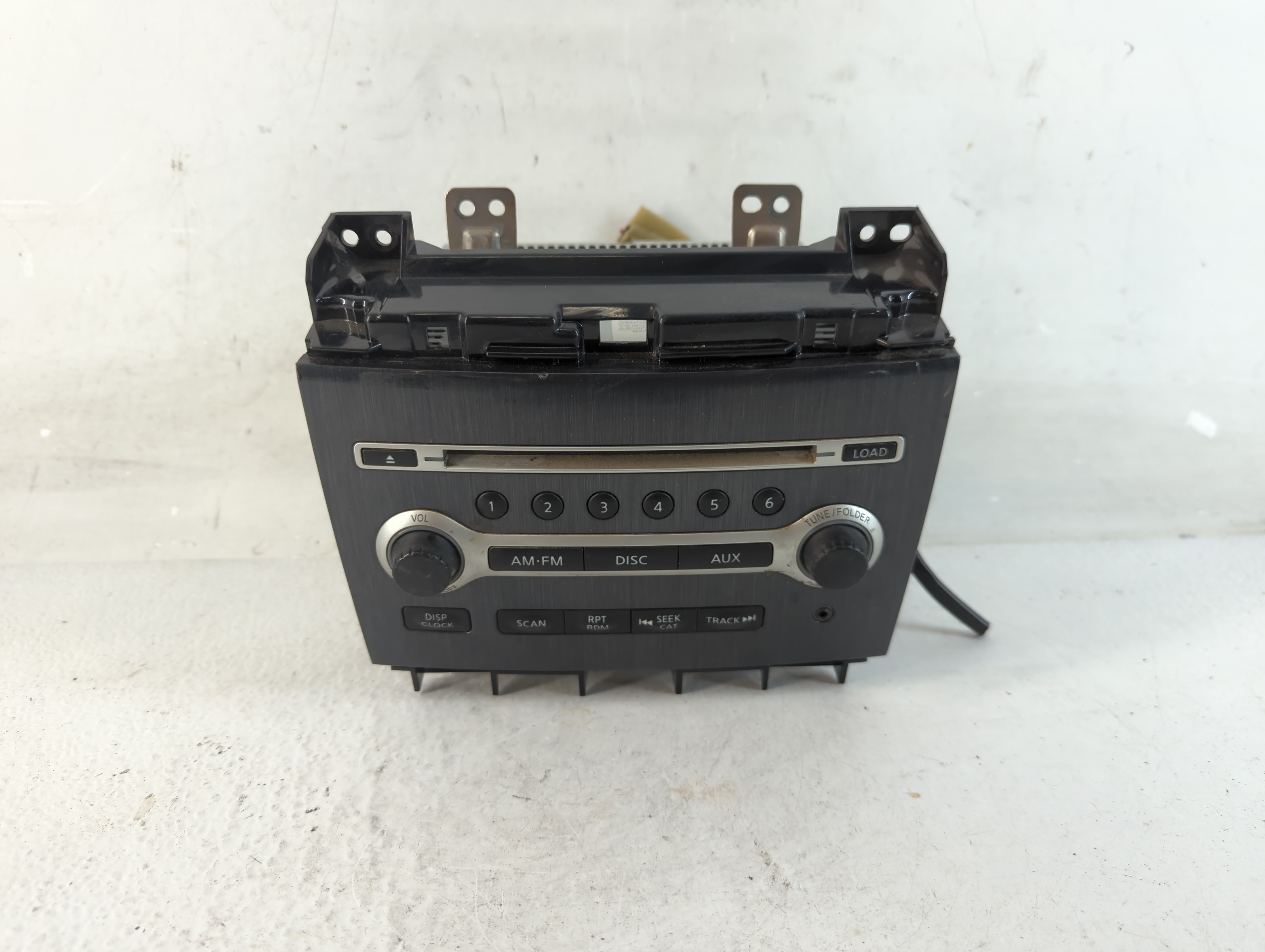 2013-2013 Nissan Maxima Am Fm Cd Player Radio Receiver 1049430 - Oemusedautoparts1.com