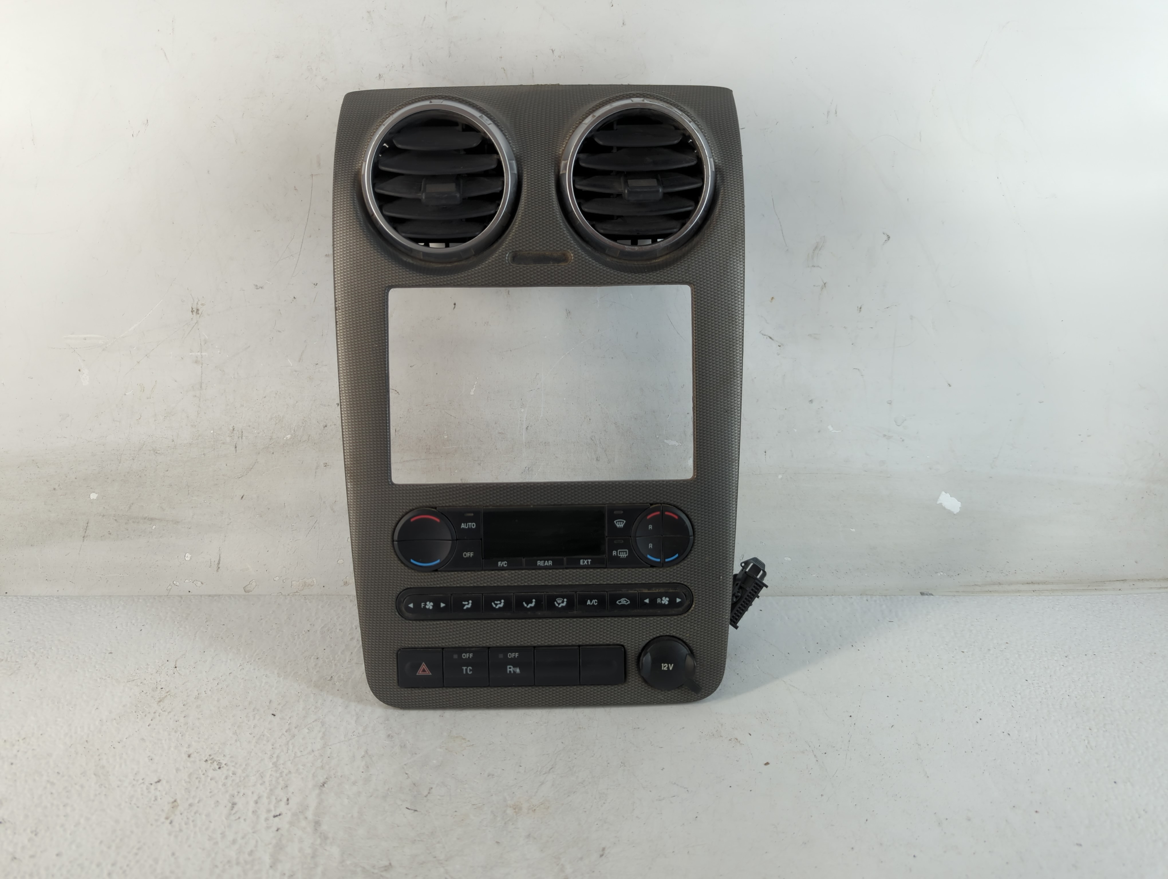 2005-2007 Ford Freestyle Ac Heater Climate Control 5f9h-18d422-bh 1049444 - Oemusedautoparts1.com