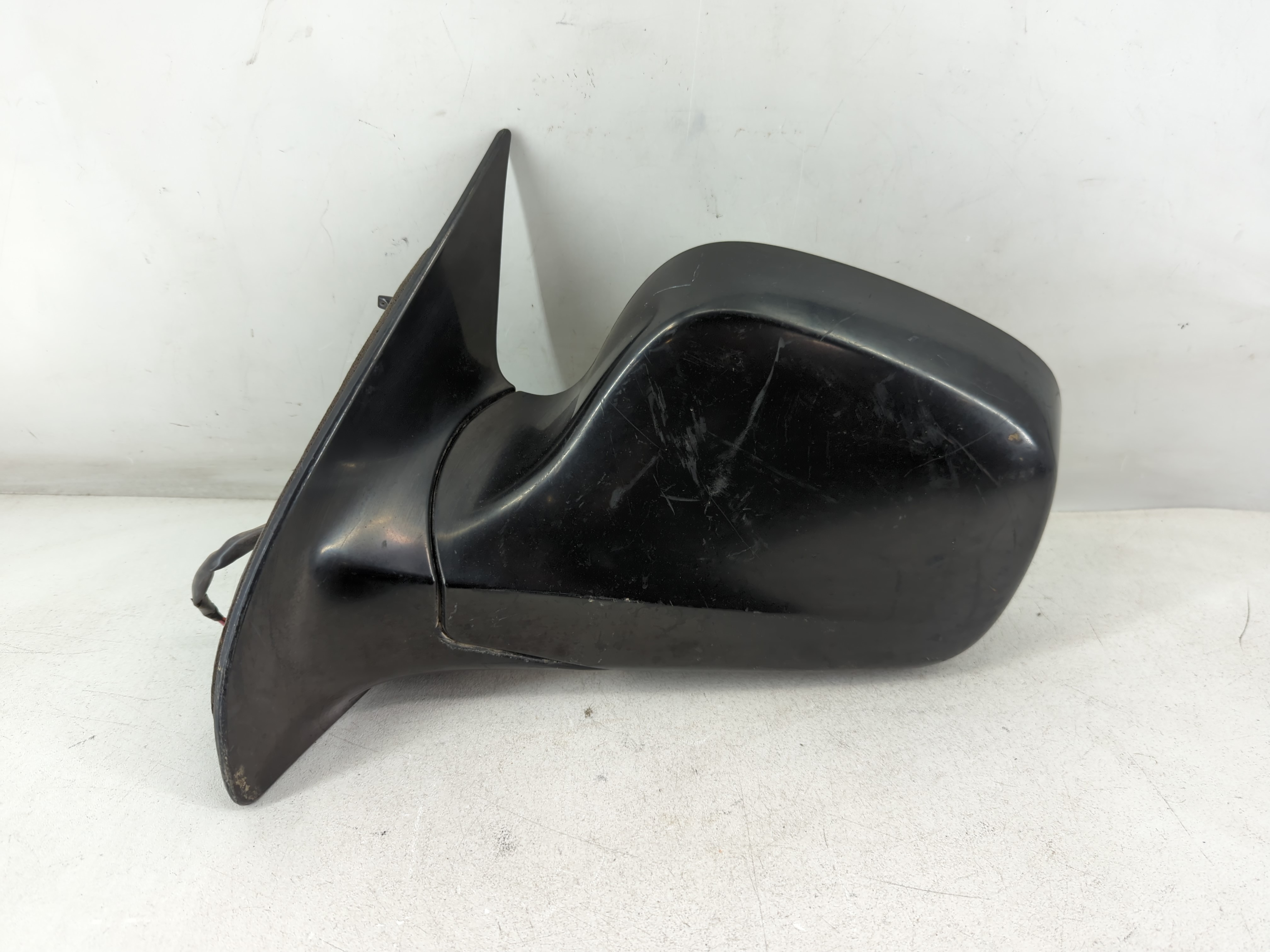 2002-2007 Buick Rendezvous Driver Left Side View Power Door Mirror Black 1049456 - Oemusedautoparts1.com