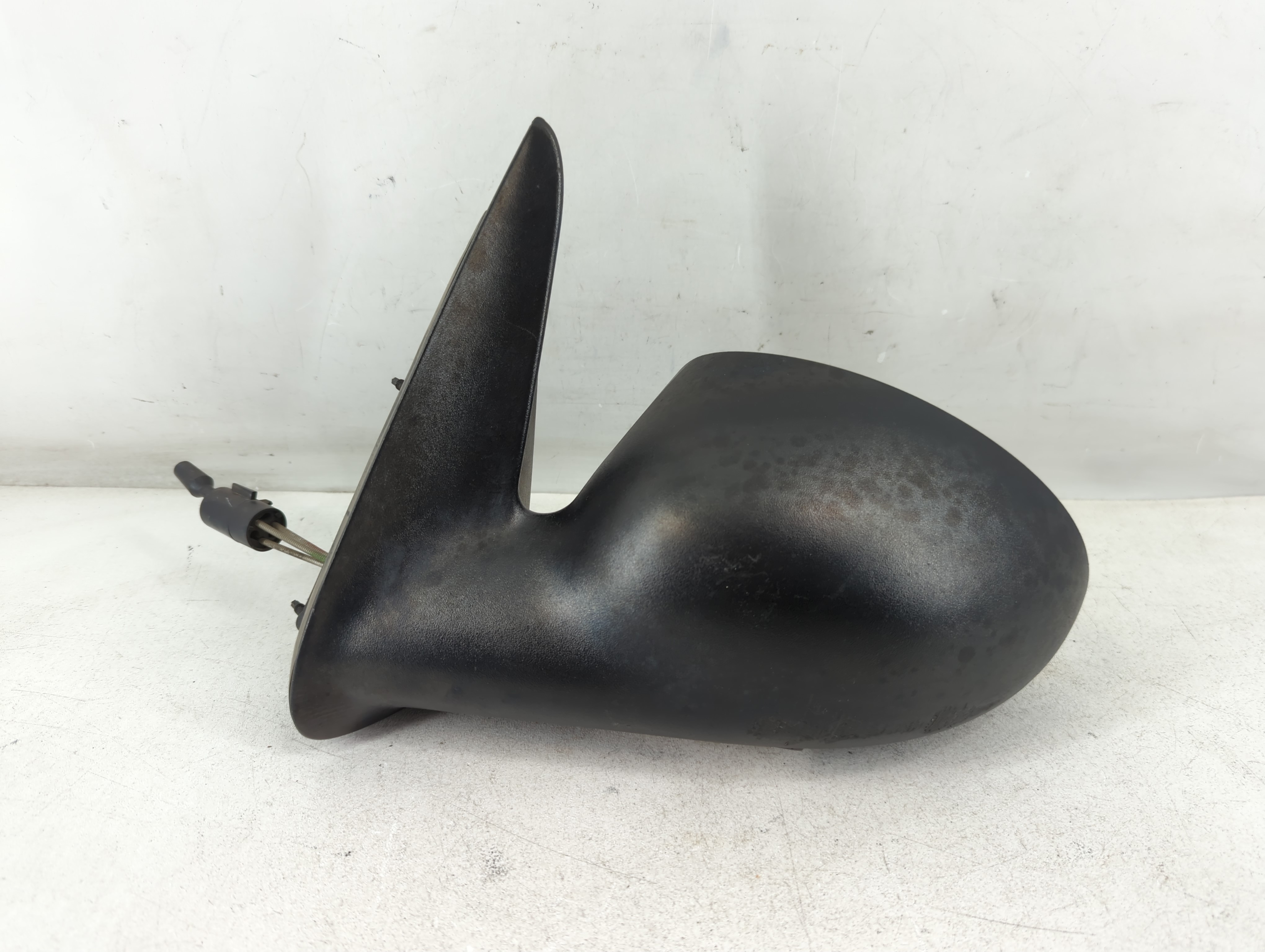 2004-2010 Chrysler Pt Cruiser Driver Left Side View Power Door Mirror 1049473 - Oemusedautoparts1.com