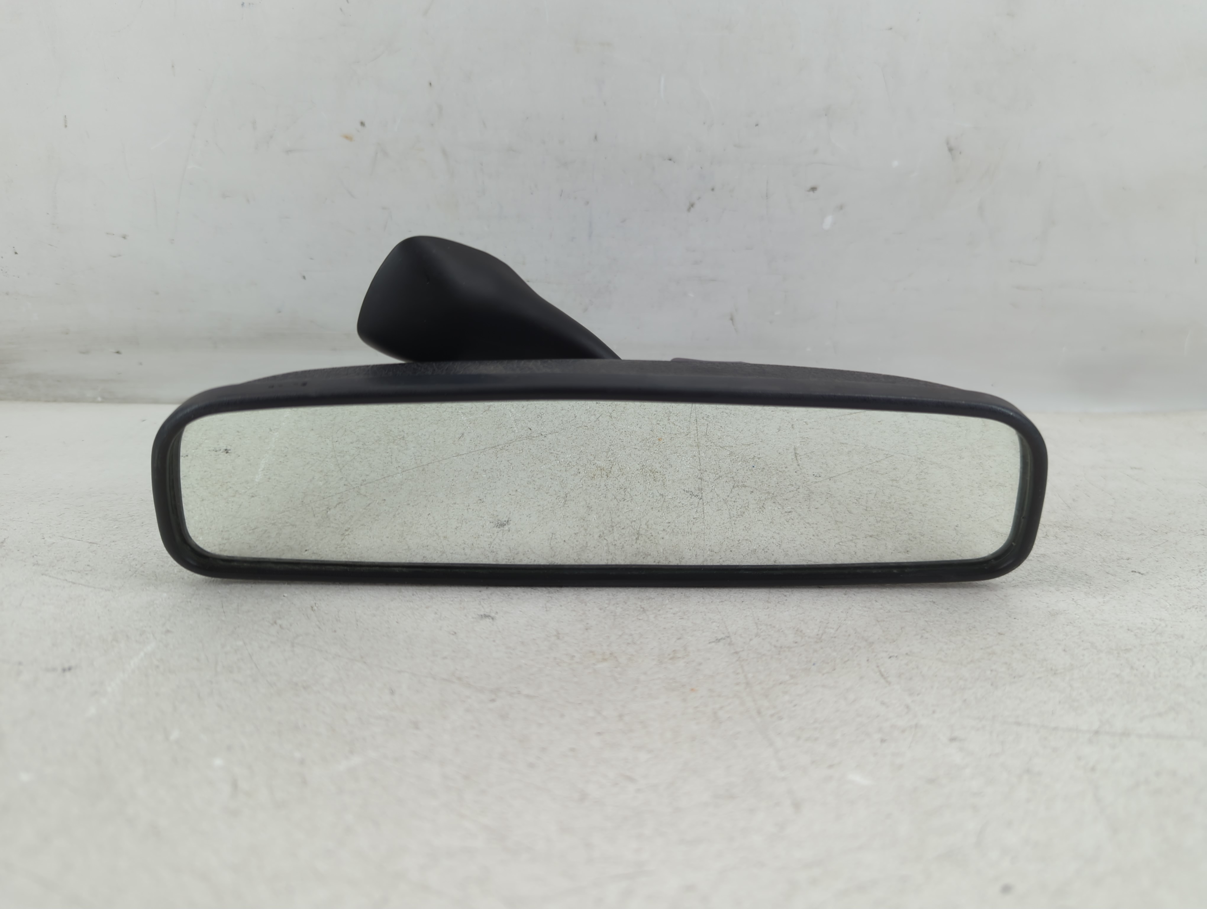 2000-2004 Hyundai Accent Interior Rear View Mirror Oem 1049478 - Oemusedautoparts1.com