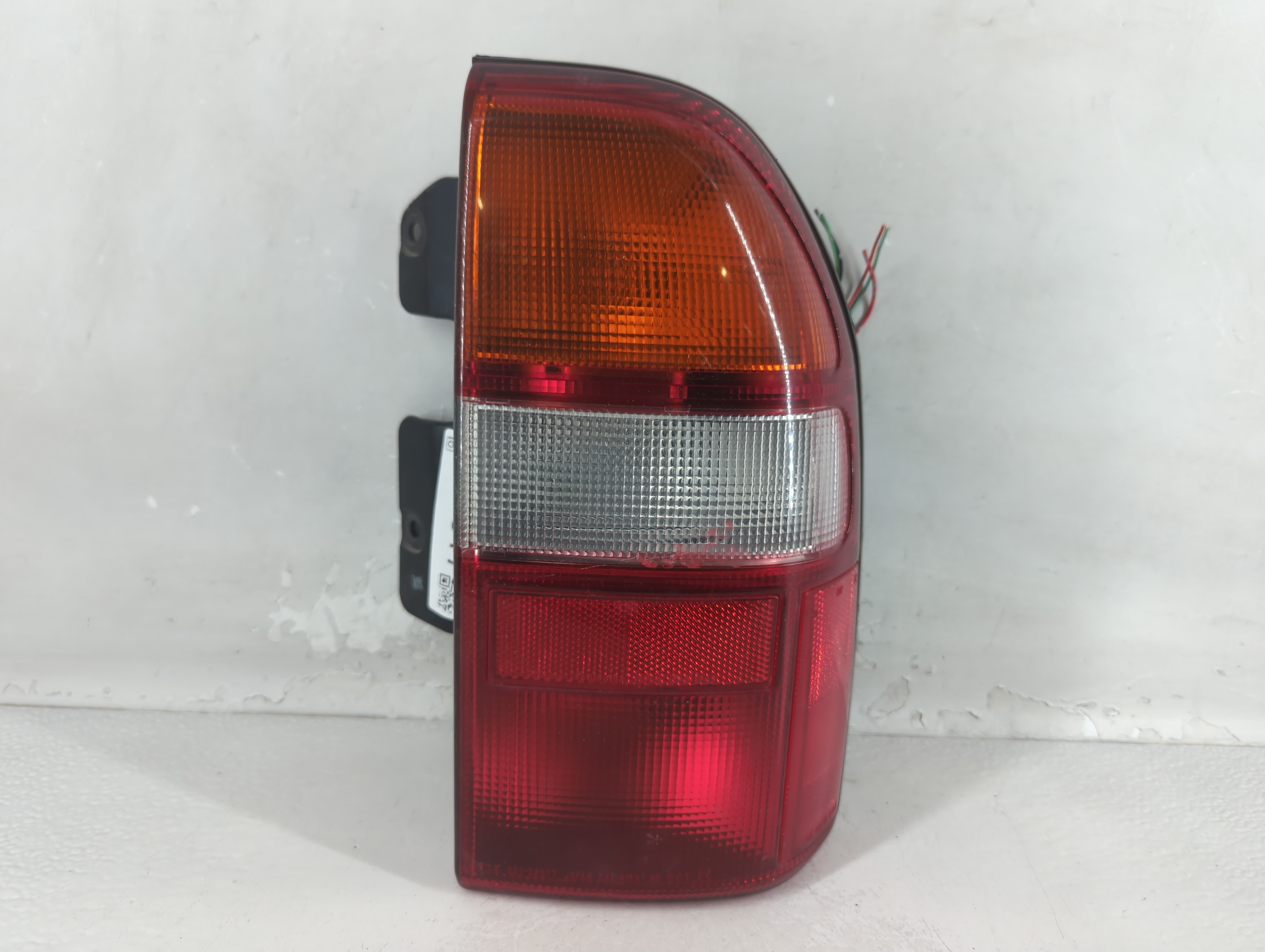 1999-2003 Suzuki Vitara Passenger Right Side Tail Light Taillight Oem 1049517 - Oemusedautoparts1.com