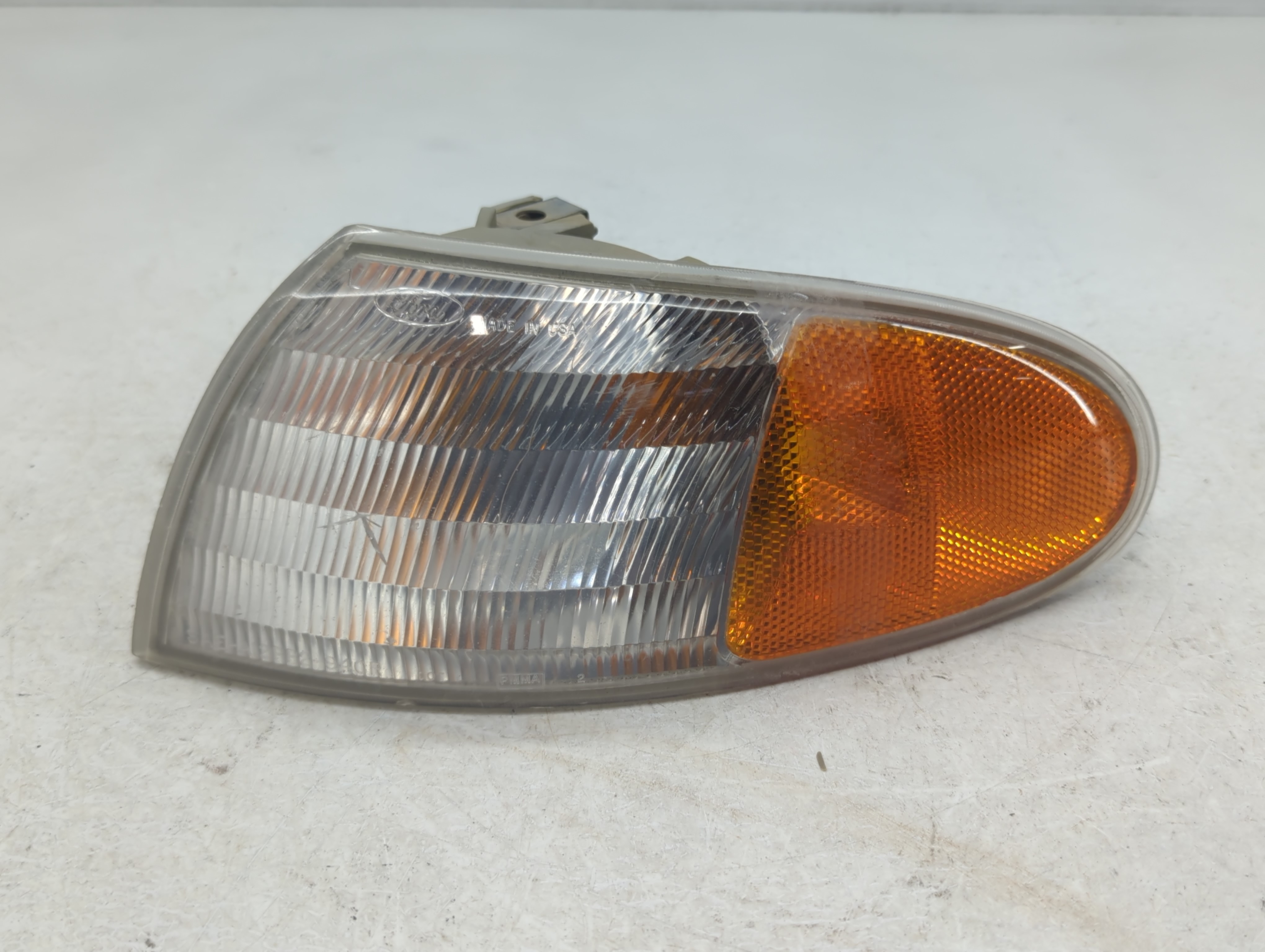 Picture of 1995-1997 Ford Contour Passenger Right Oem Head Light Headlight Lamp 1049535