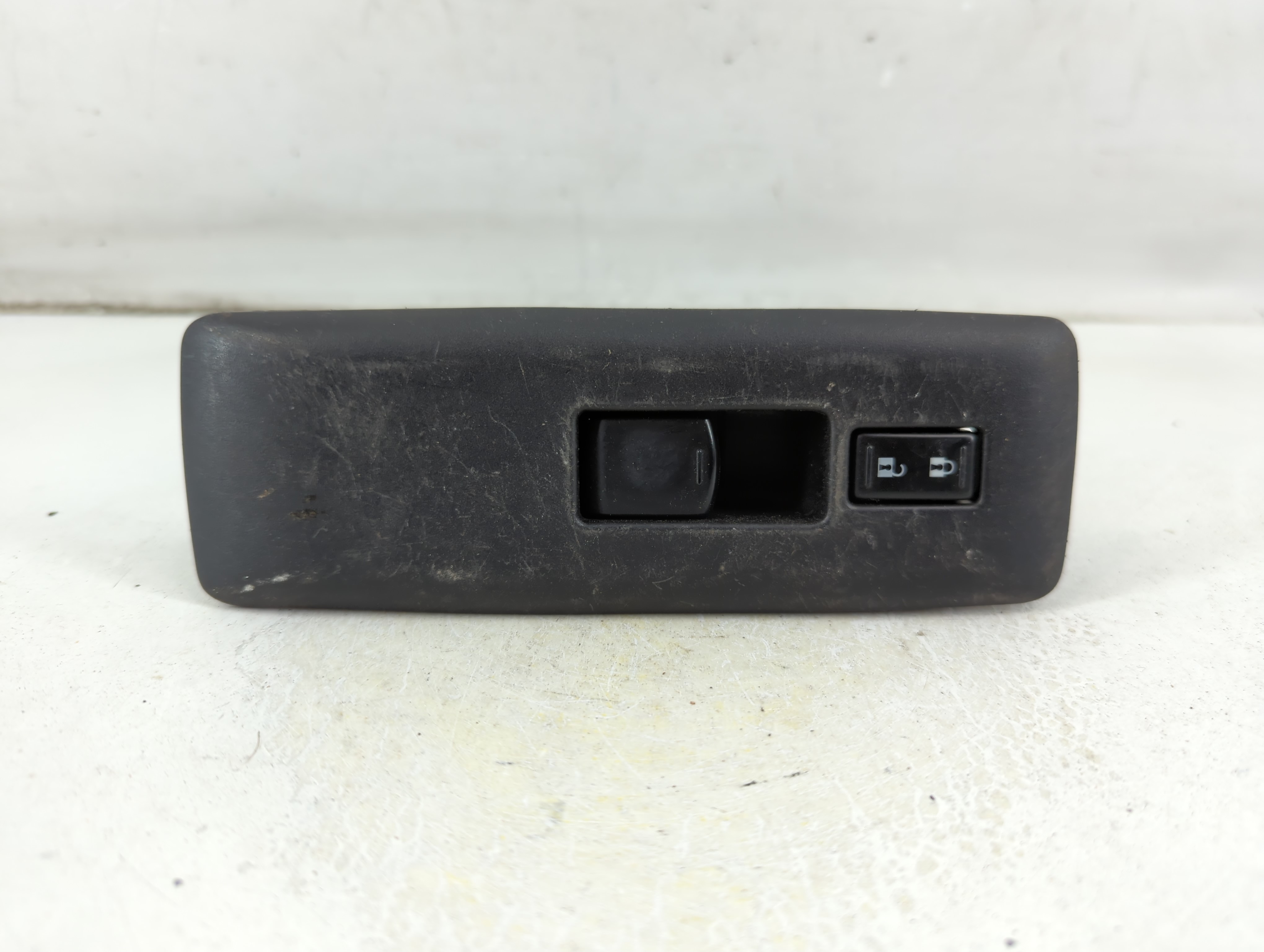 2011-2015 Nissan Rogue Driver Left Door Master Power Window Switch 1049548 - Oemusedautoparts1.com