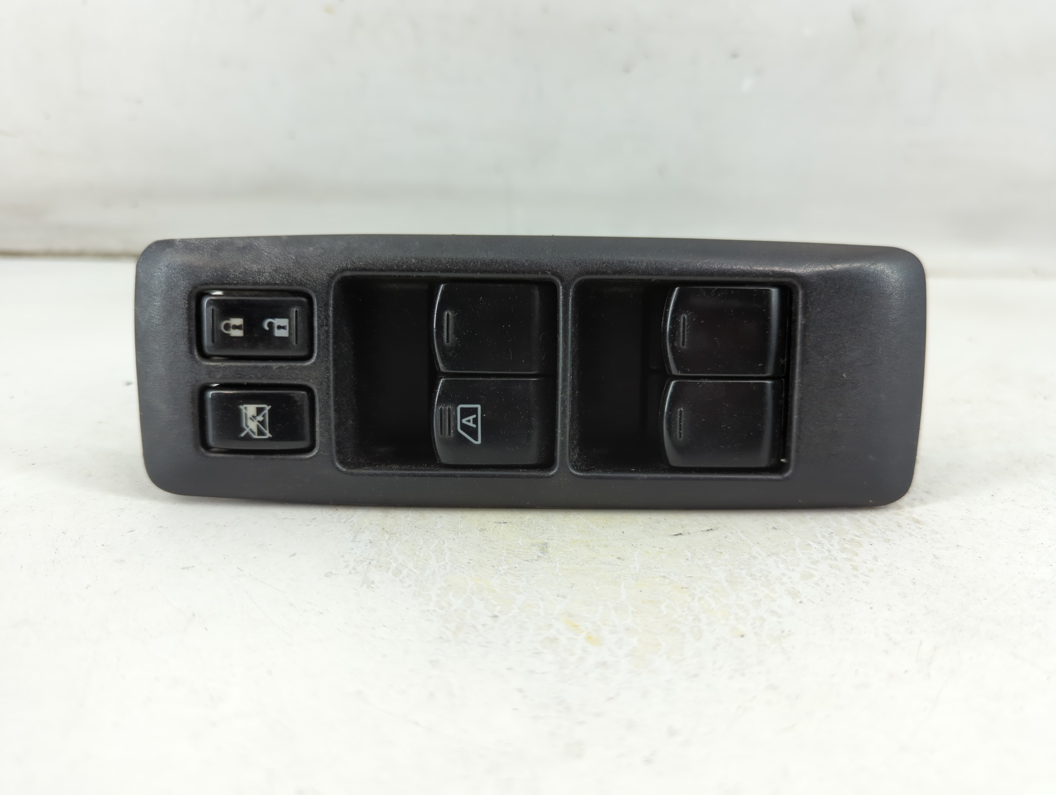 2011-2015 Nissan Rogue Driver Left Door Master Power Window Switch 1049554 - Oemusedautoparts1.com