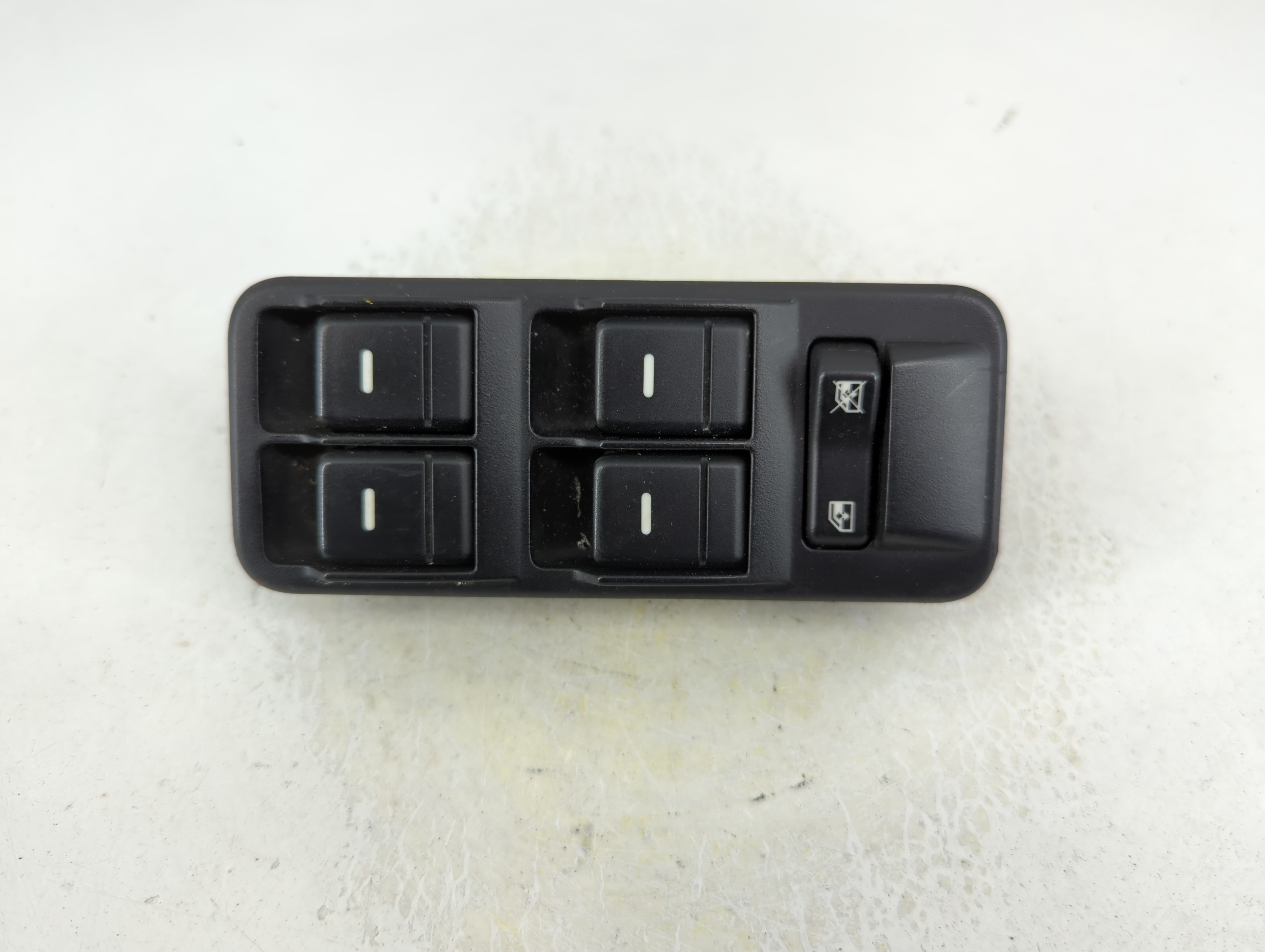 2007 Land Rover Range Rover Sport Driver Left Door Master Power Window Switch 1049573 - Oemusedautoparts1.com