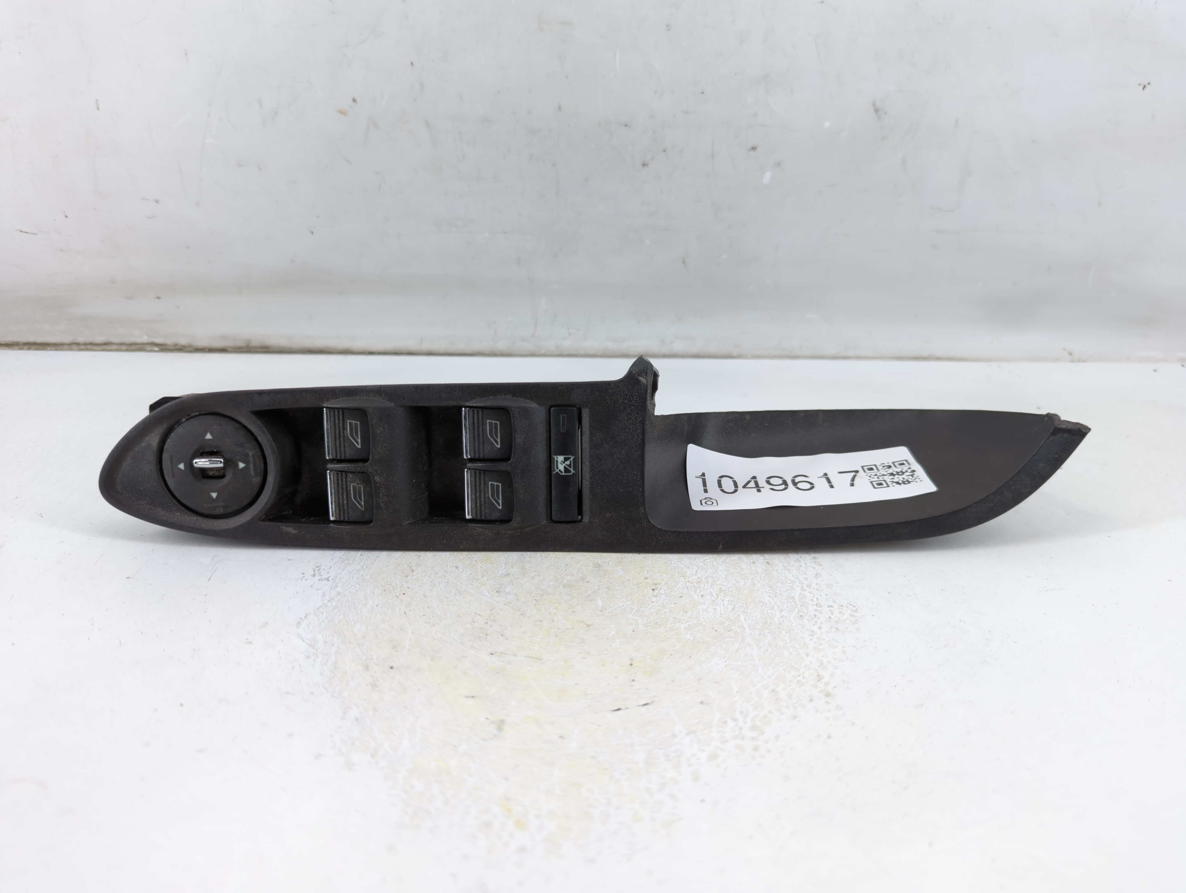 2008-2011 Ford Focus Driver Left Door Master Power Window Switch 1049617 - Oemusedautoparts1.com