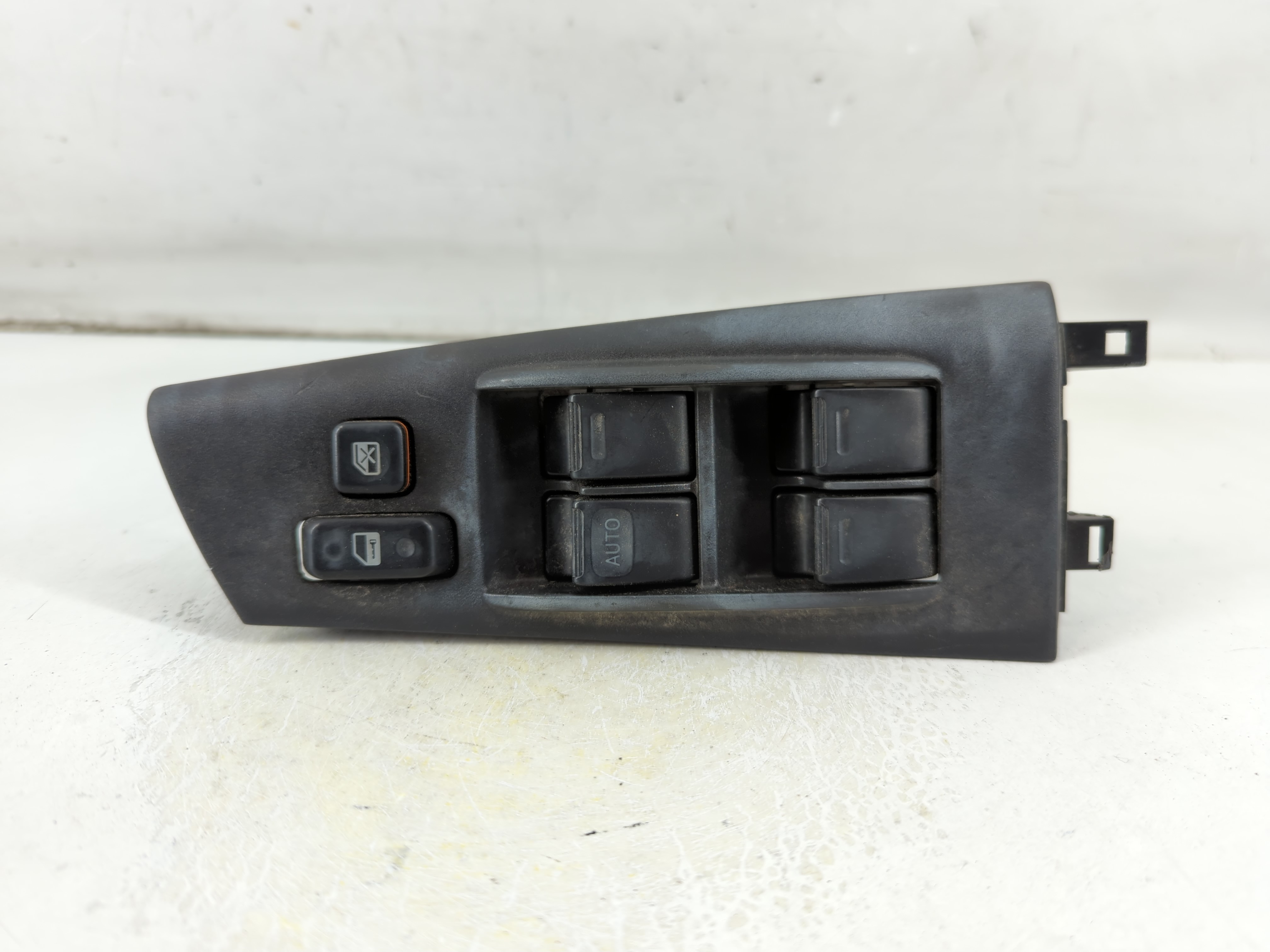 2003-2008 Toyota Corolla Driver Left Door Master Power Window Switch 1049620 - Oemusedautoparts1.com