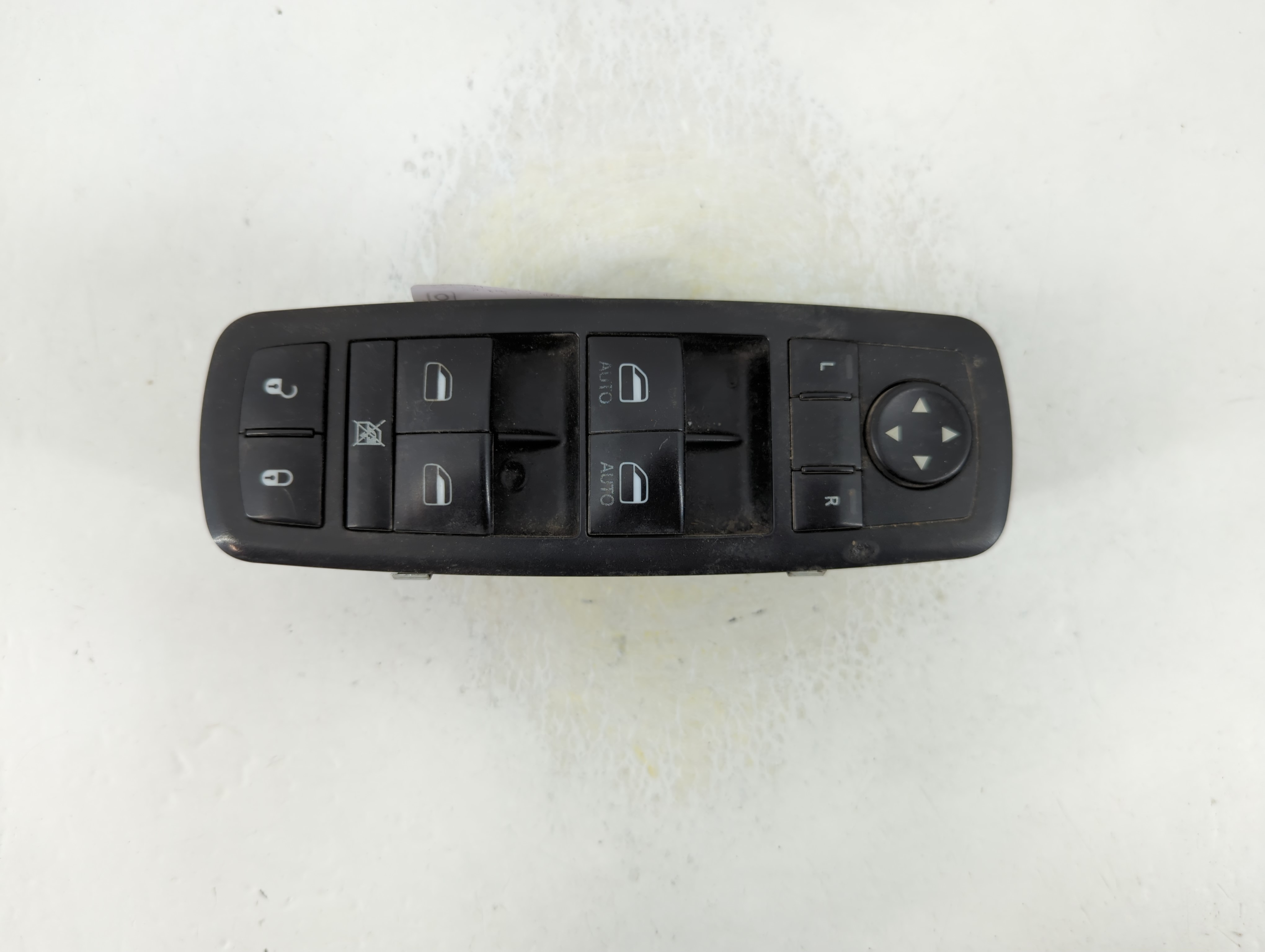Picture of Dodge Ram 1500 Driver Left Door Master Power Window Switch 68110866aa 1049623