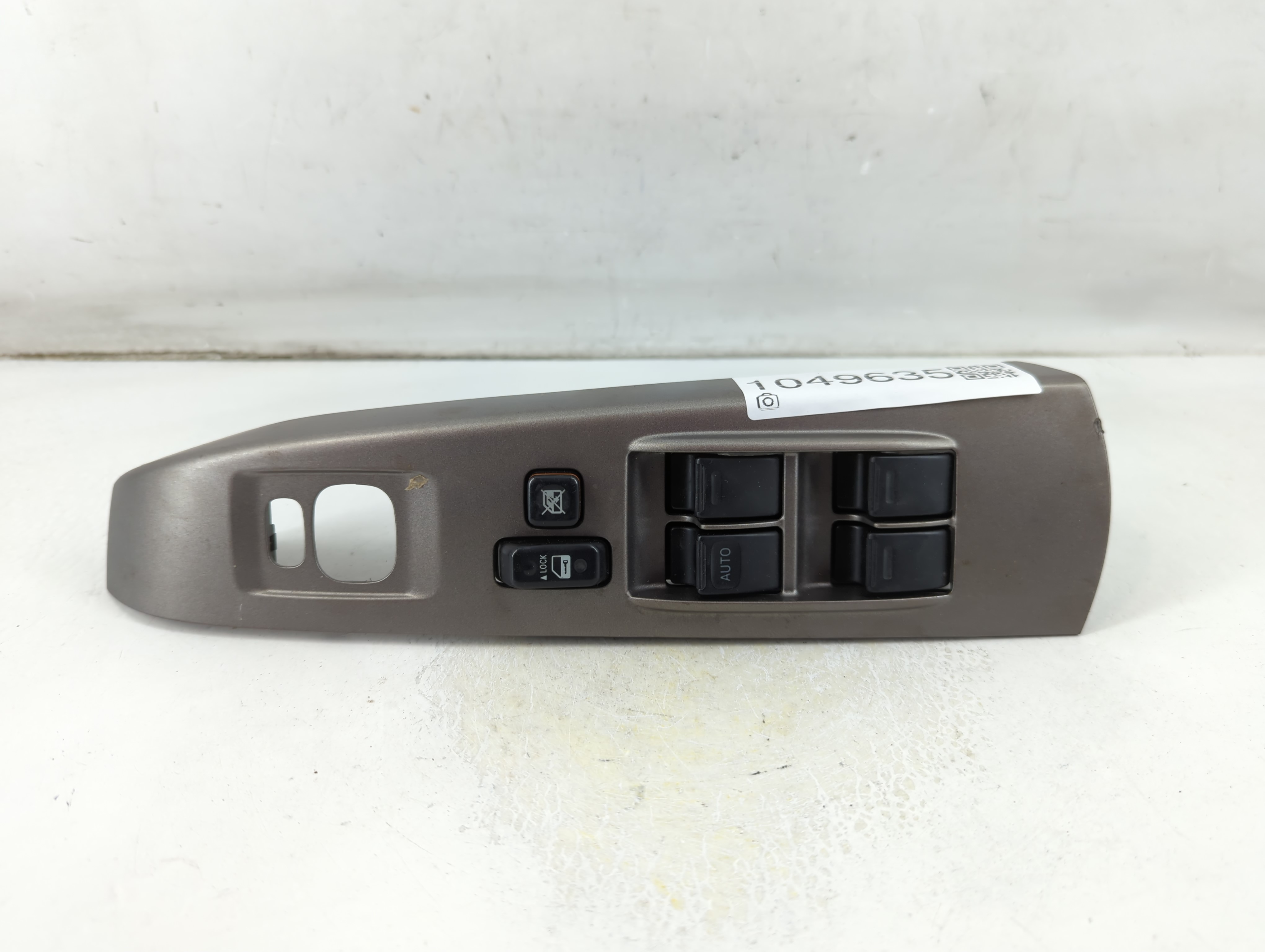 2004-2009 Toyota Prius Driver Left Door Master Power Window Switch 1049635 - Oemusedautoparts1.com