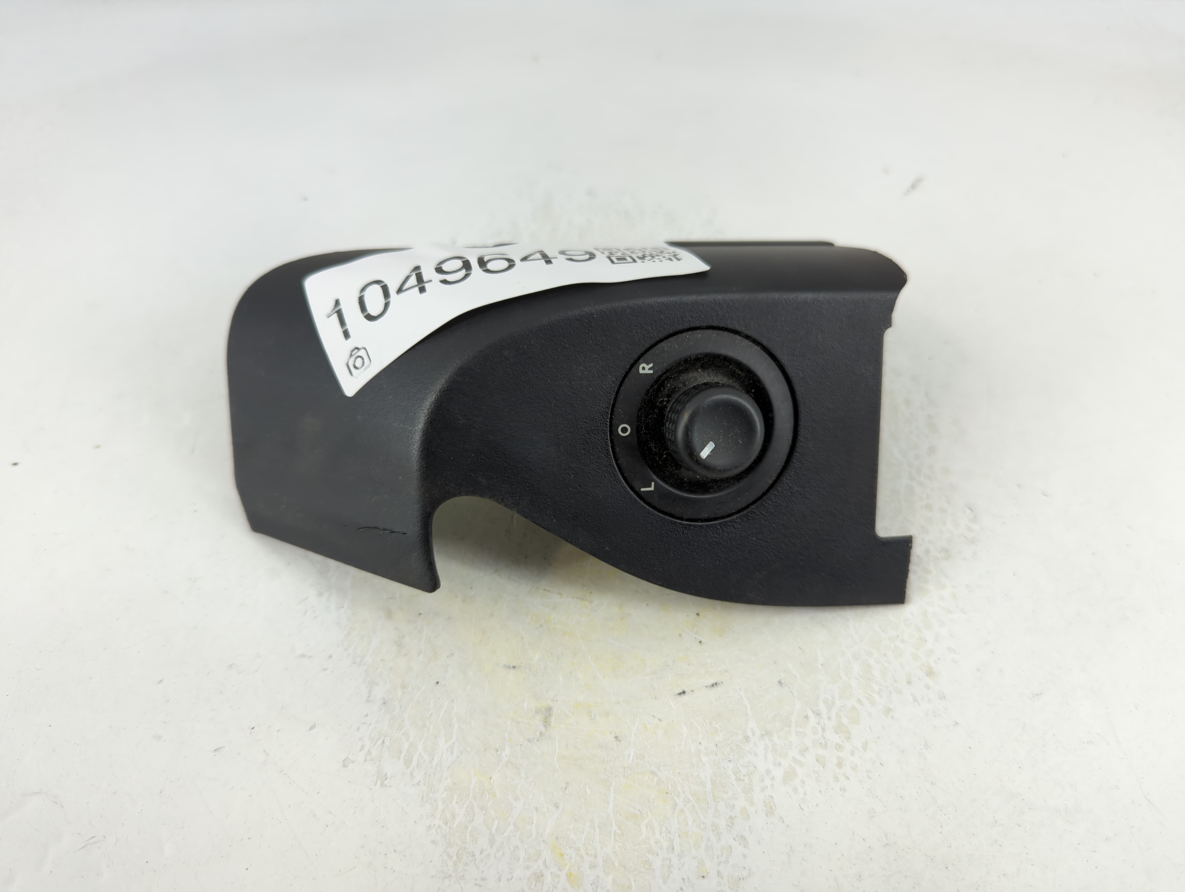 2011-2017 Jeep Patriot Driver Left Door Master Power Window Switch 1049649 - Oemusedautoparts1.com