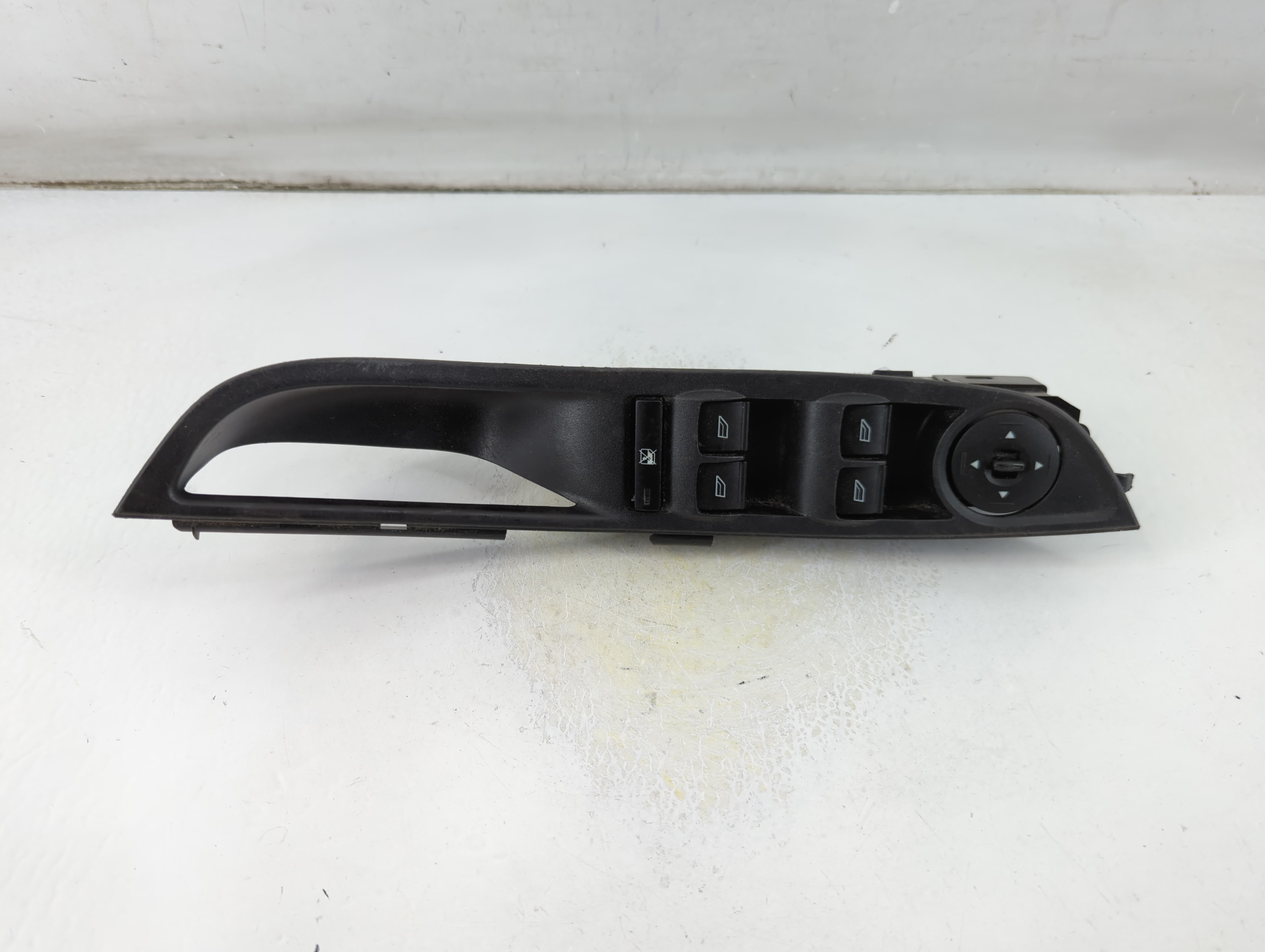 Picture of 2012-2018 Ford Focus Driver Left Door Master Power Window Switch 1049657