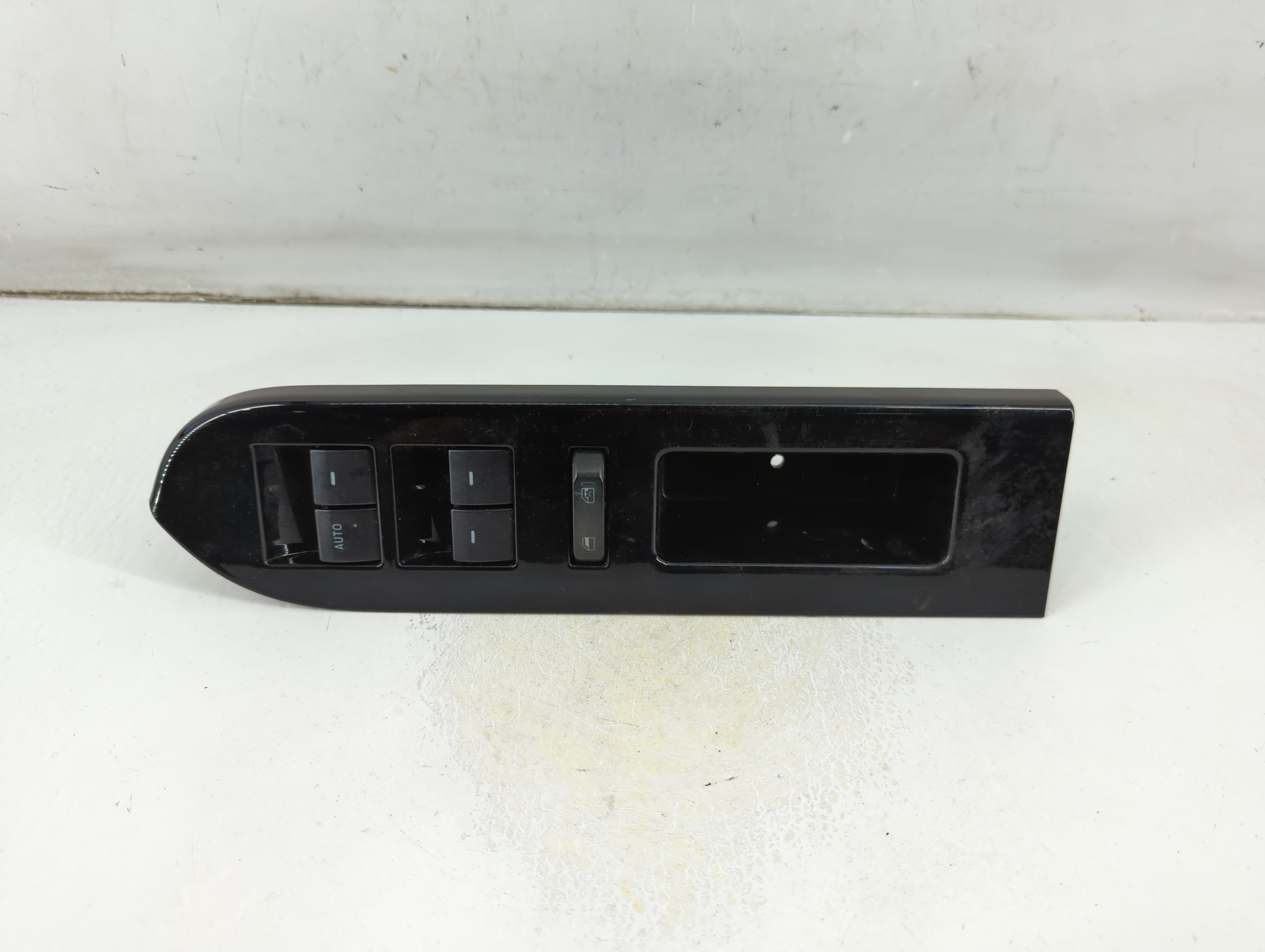 2008-2012 Ford Escape Driver Left Door Master Power Window Switch 1049661 - Oemusedautoparts1.com