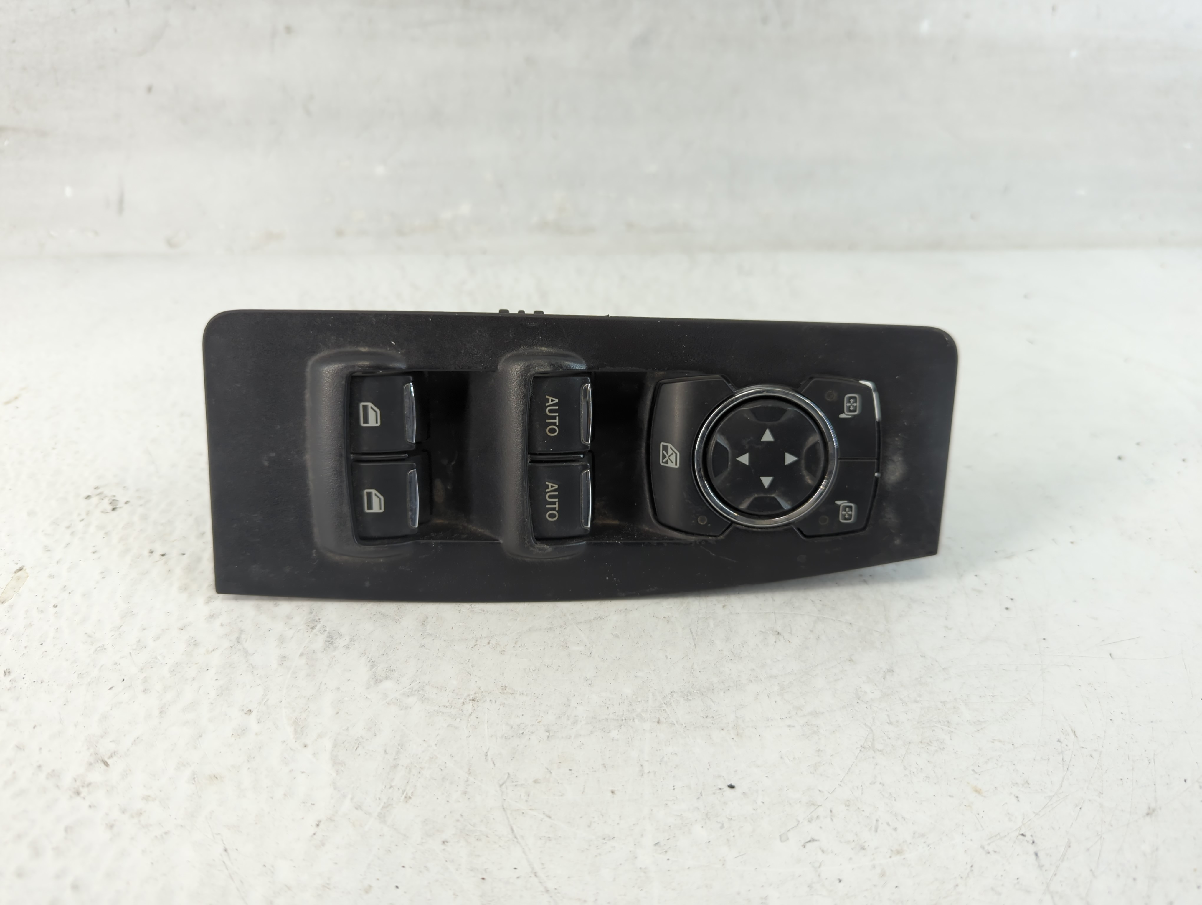 Picture of 2013-2019 Ford Taurus Driver Left Door Master Power Window Switch 1049663