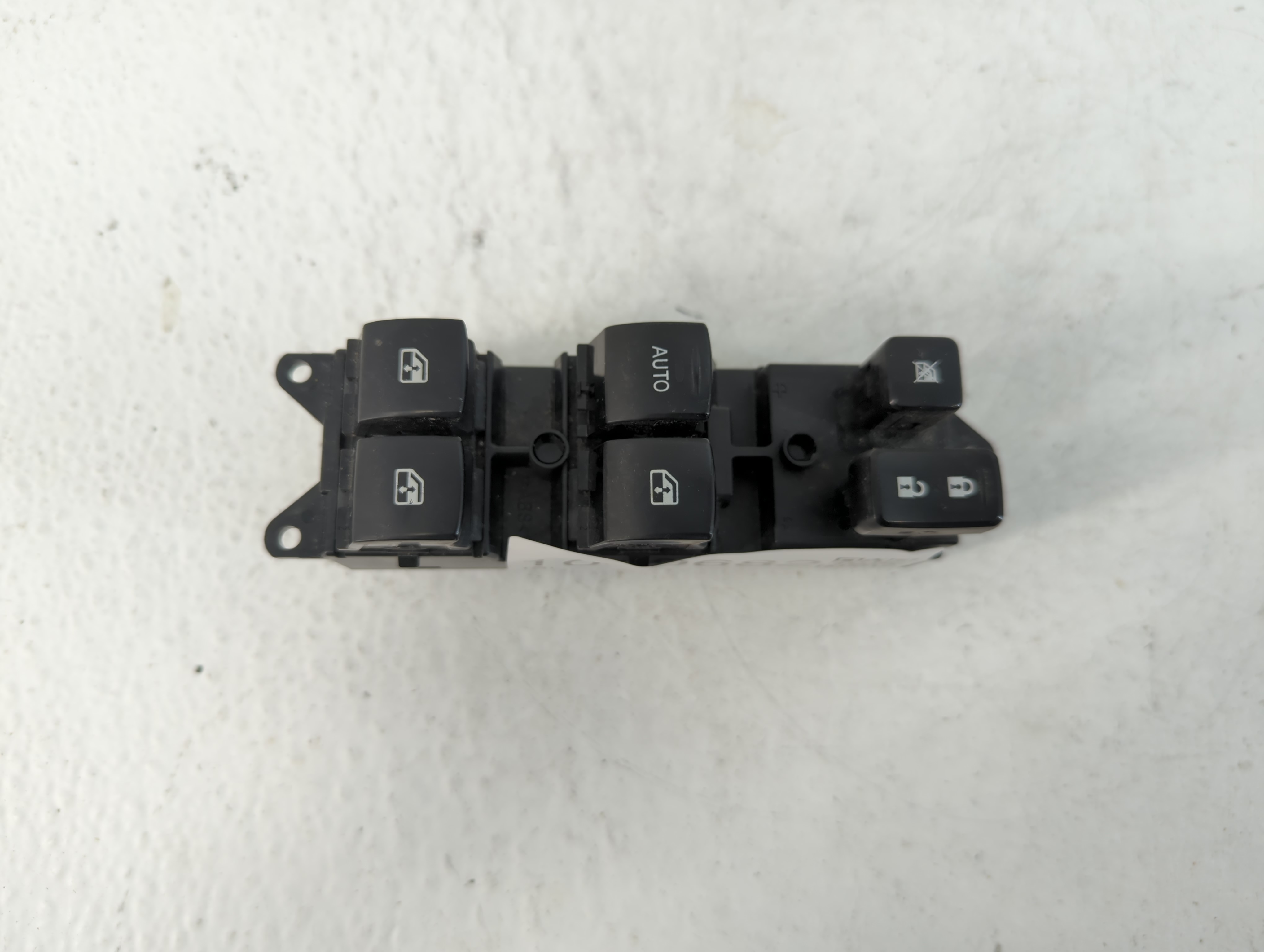 Picture of 2016 Mitsubishi Outlander Driver Left Door Master Power Window Switch 1049682