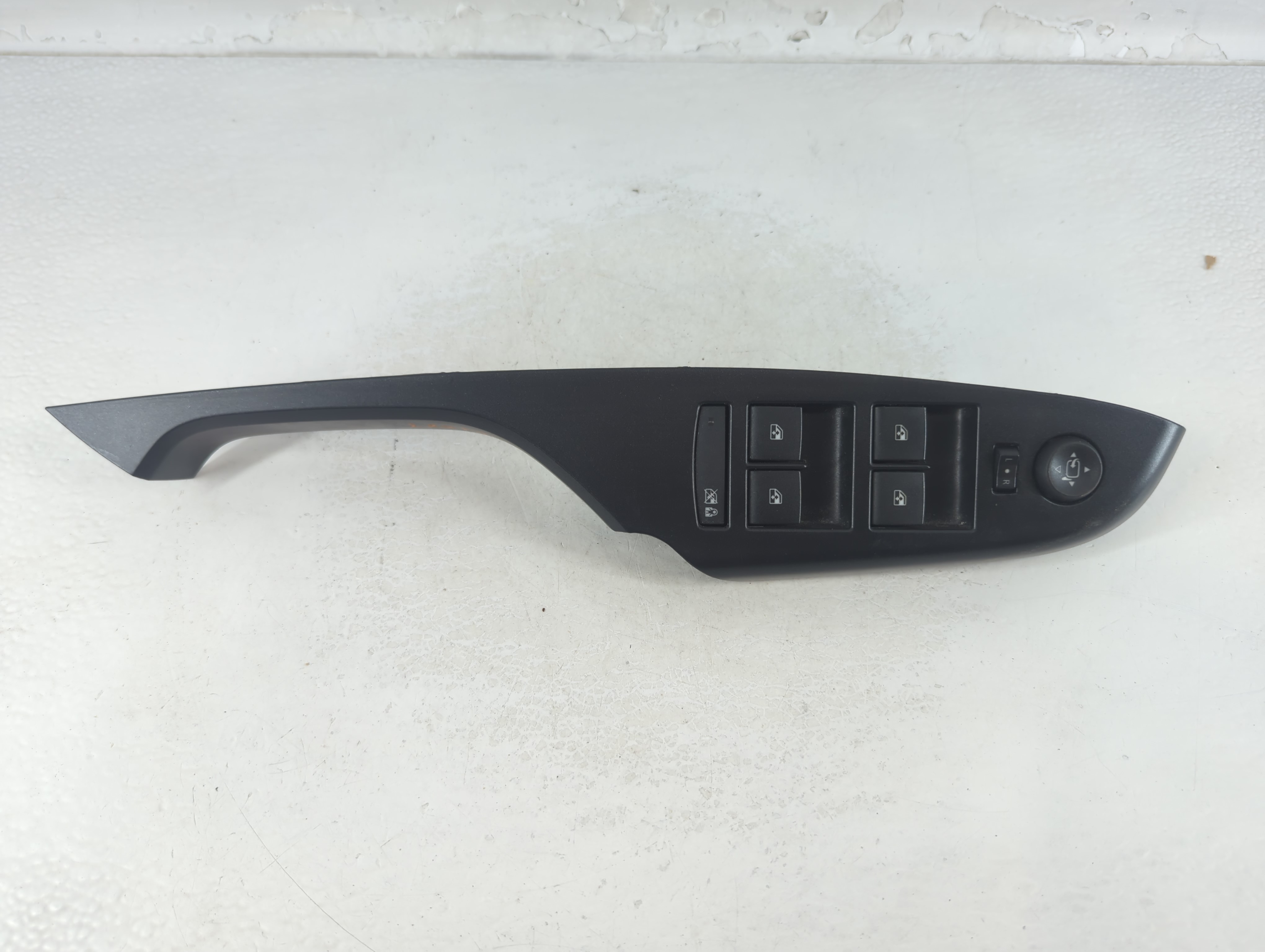 2013-2016 Cadillac Srx Driver Left Door Master Power Window Switch 1049763 - Oemusedautoparts1.com