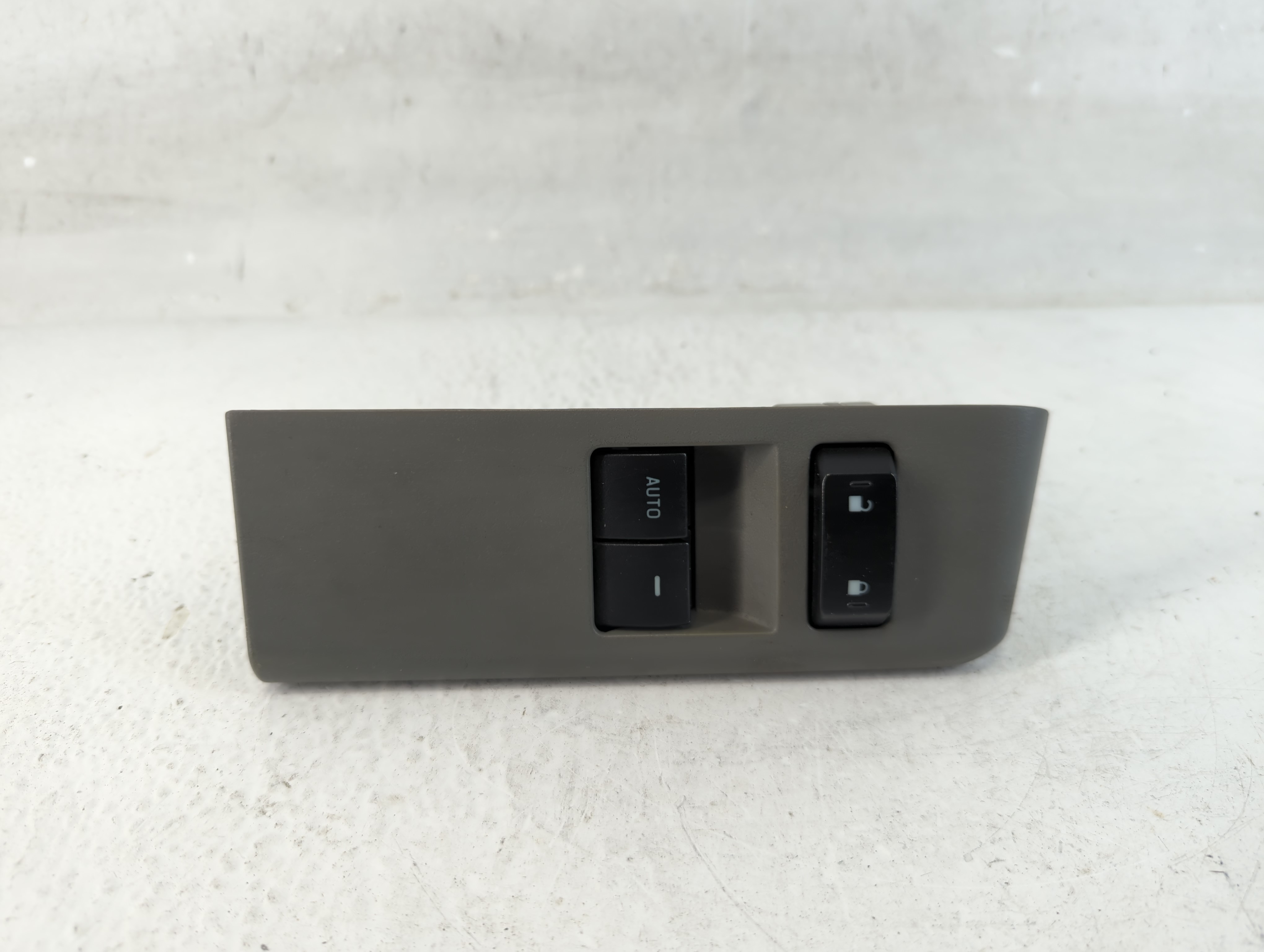 2009-2014 Ford E-150 Driver Left Door Master Power Window Switch 1049794 - Oemusedautoparts1.com