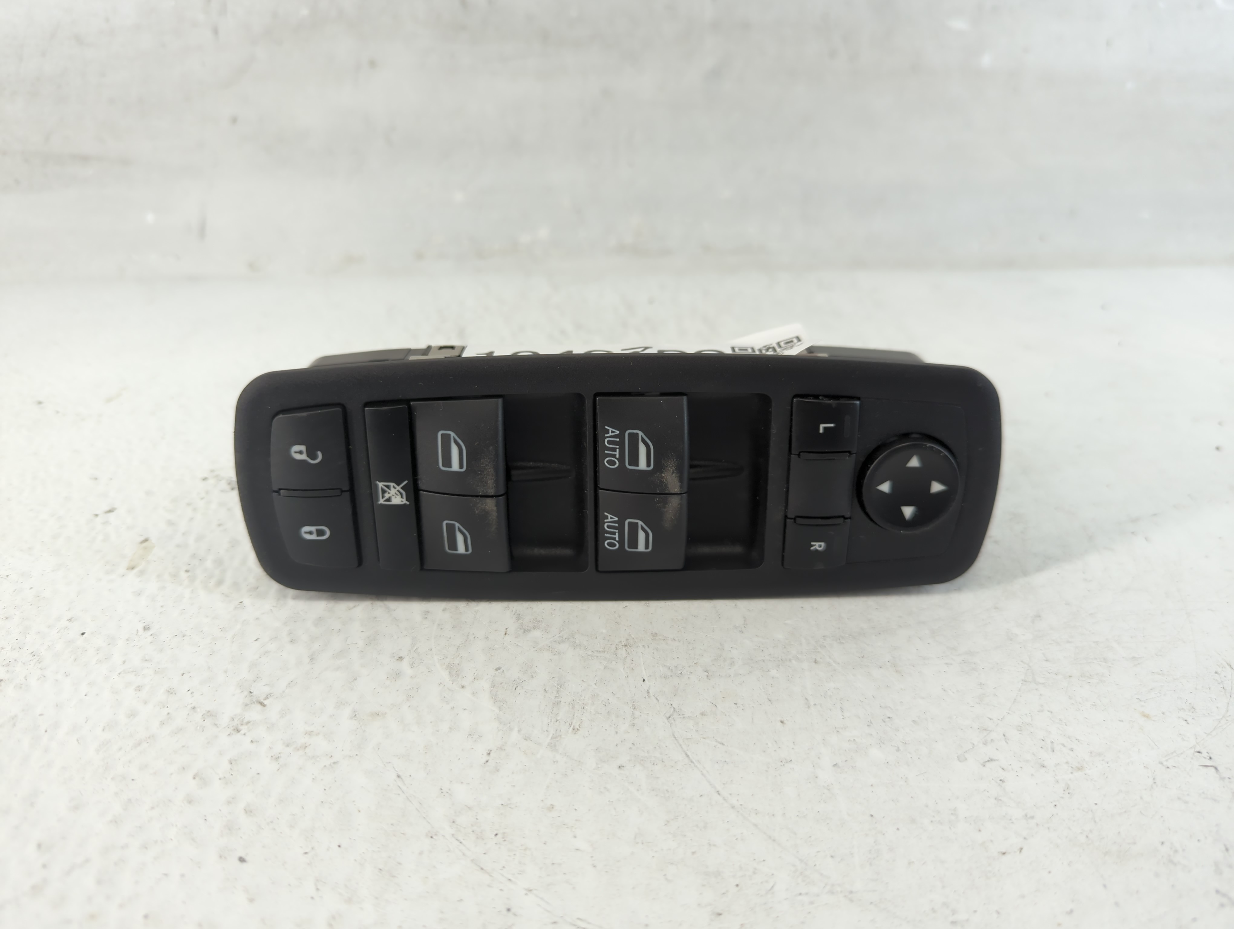 2011 Jeep Grand Cherokee Driver Left Door Master Power Window Switch 1049799 - Oemusedautoparts1.com