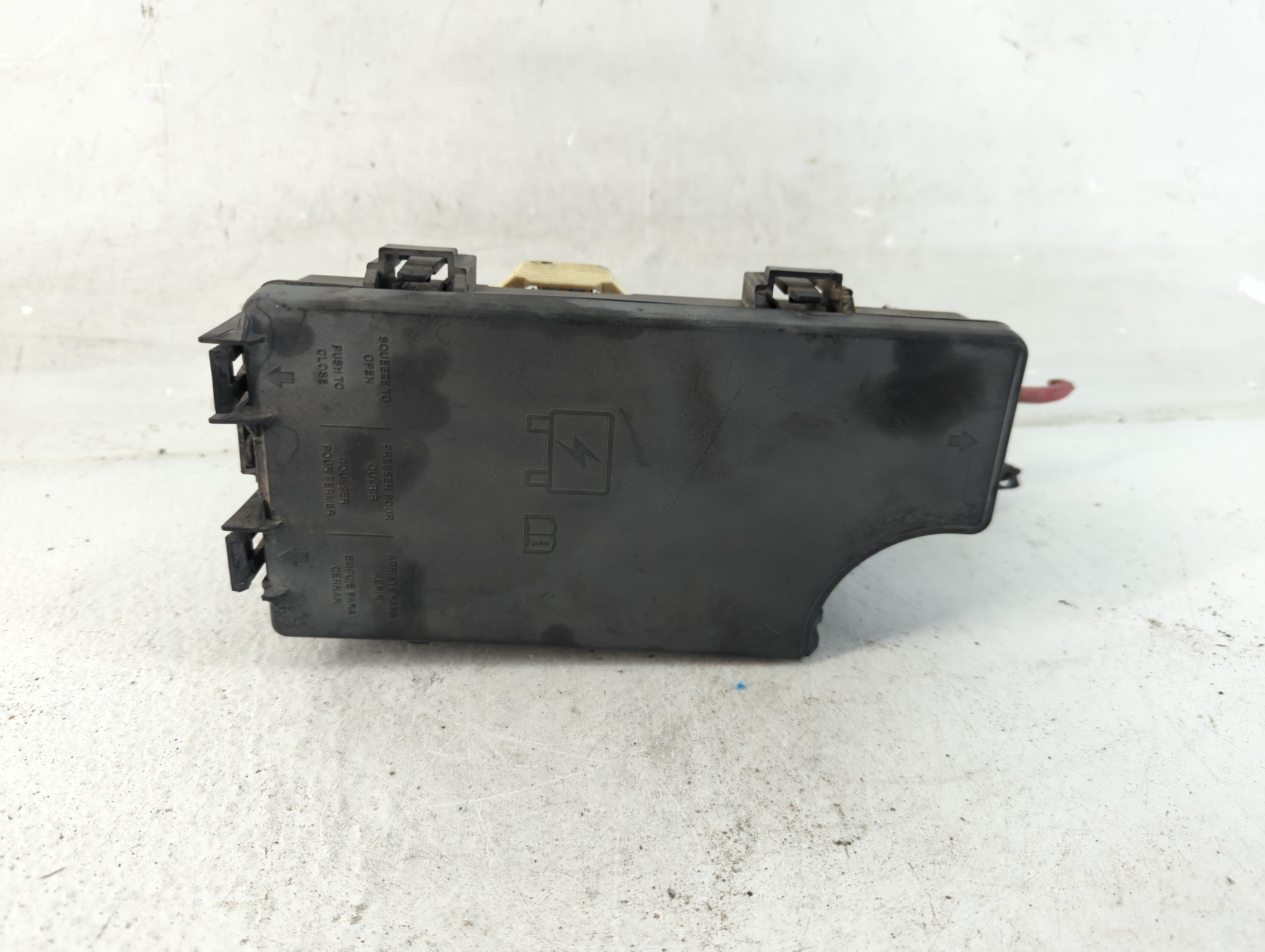 2007-2012 Nissan Sentra Fusebox Fuse Box Relay Module P04692346ae 1049818 - Oemusedautoparts1.com