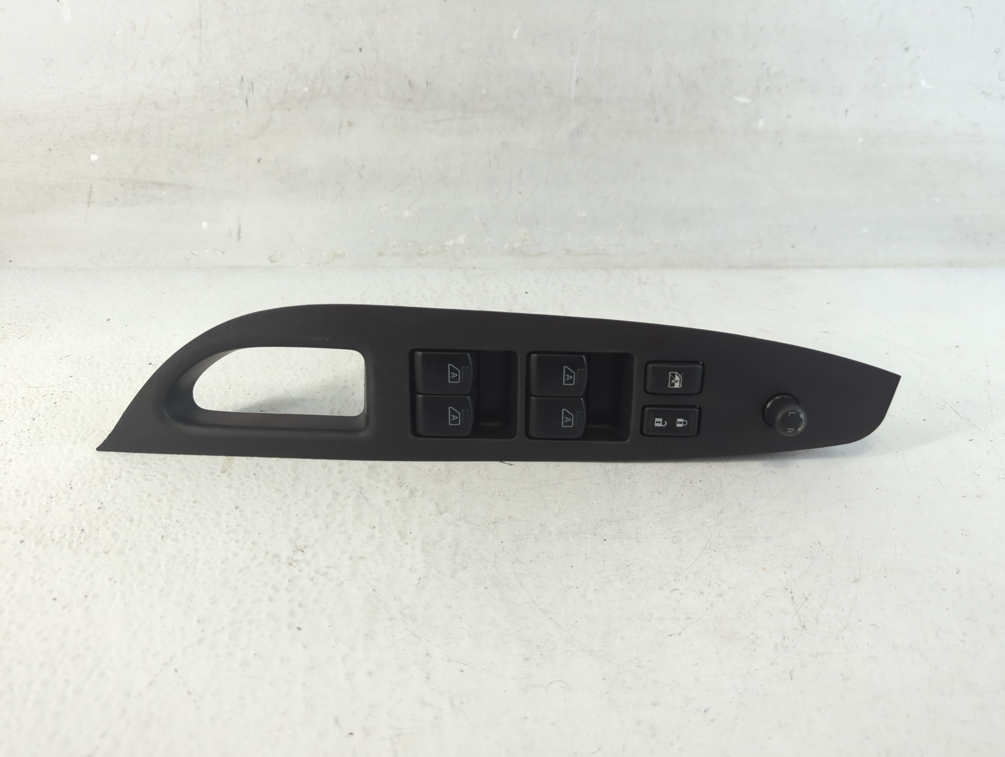 2015-2015 Infiniti Q40 Driver Left Door Master Power Window Switch 1049836 - Oemusedautoparts1.com