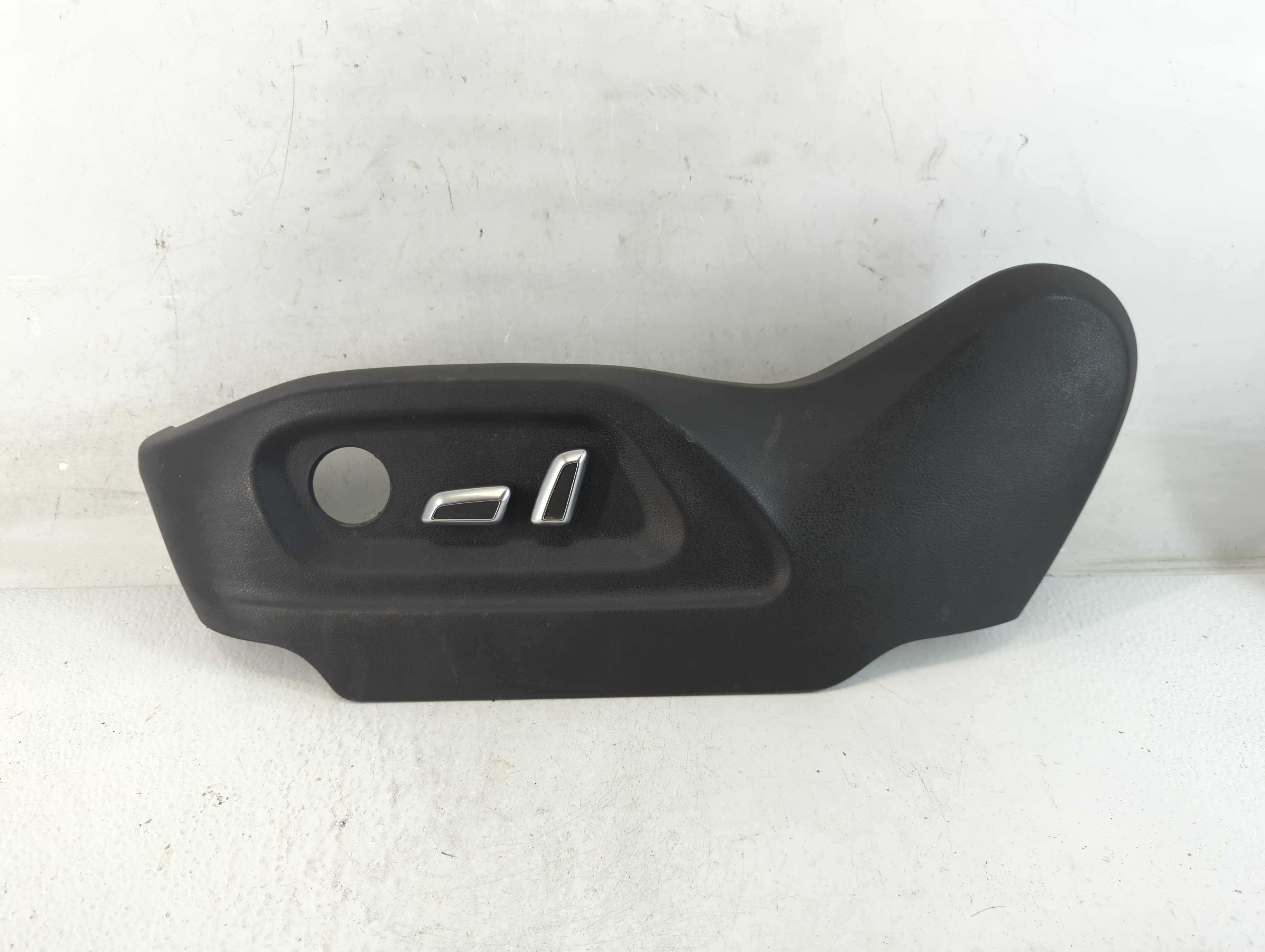 Picture of 2009-2017 Audi Q5 Driver Left Door Master Power Window Switch 1049850