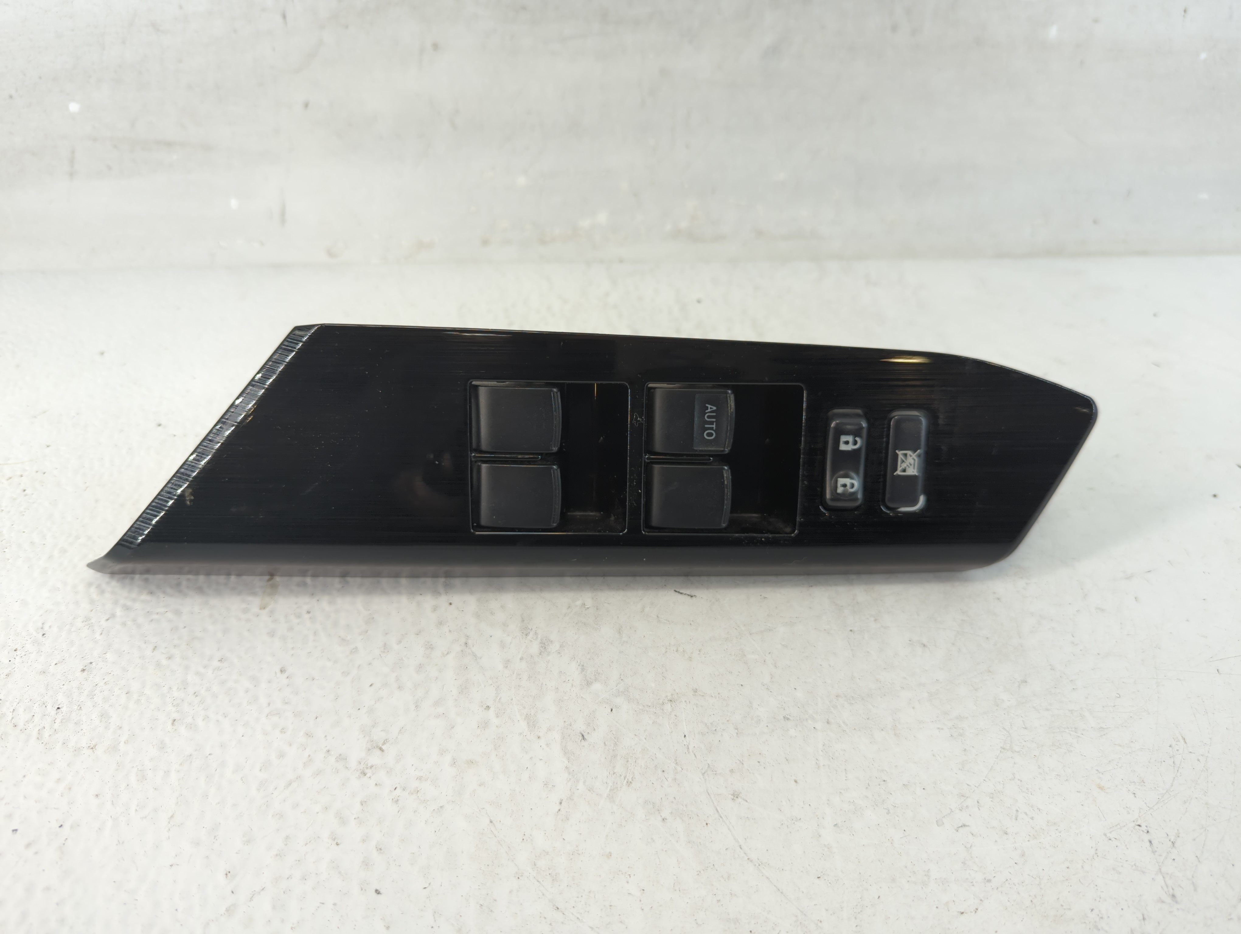 2013-2018 Toyota Rav4 Driver Left Door Master Power Window Switch 1049865 - Oemusedautoparts1.com
