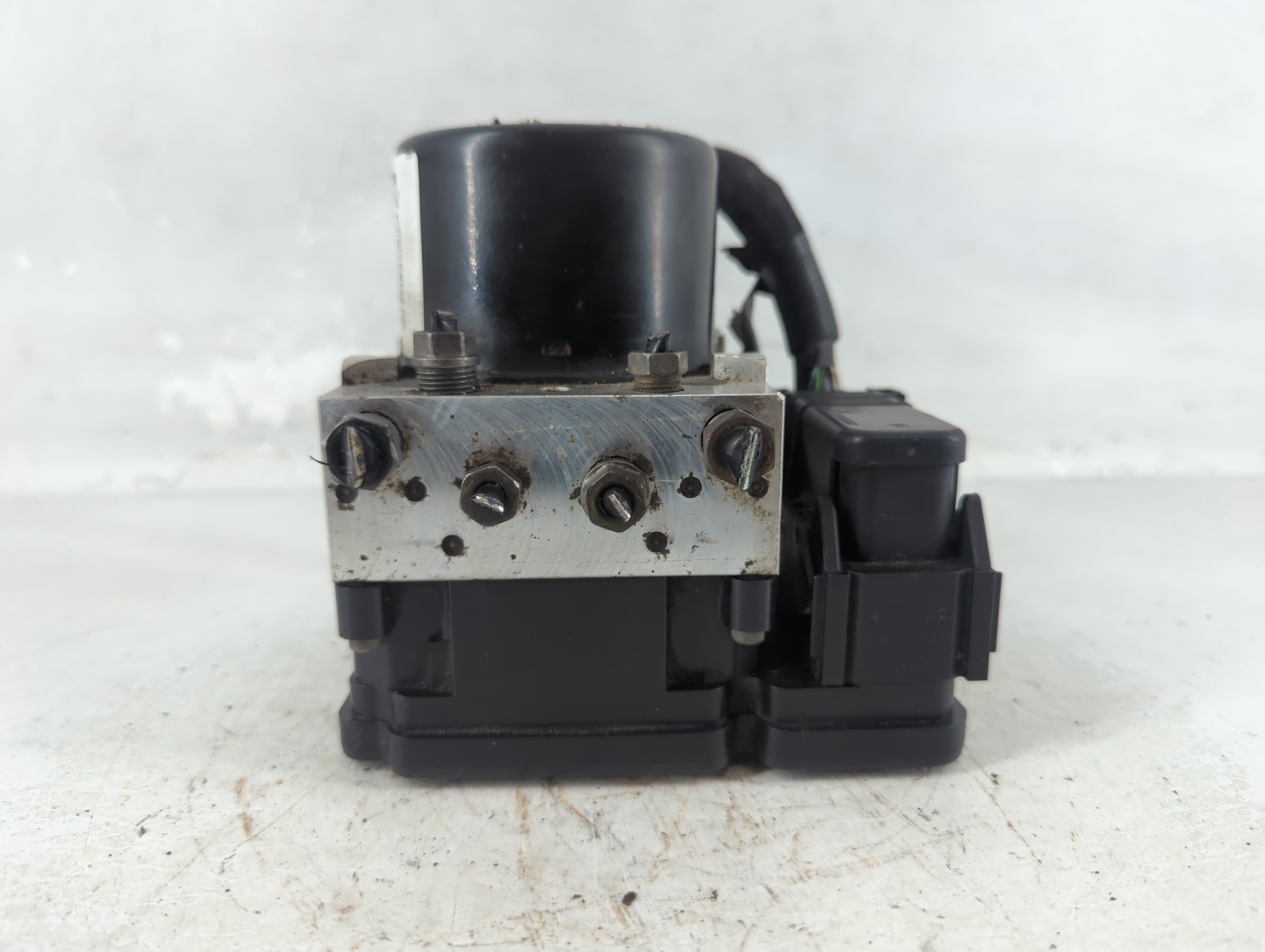 2012-2012 Ford Focus Abs Pump Control Module 1049885 - Oemusedautoparts1.com