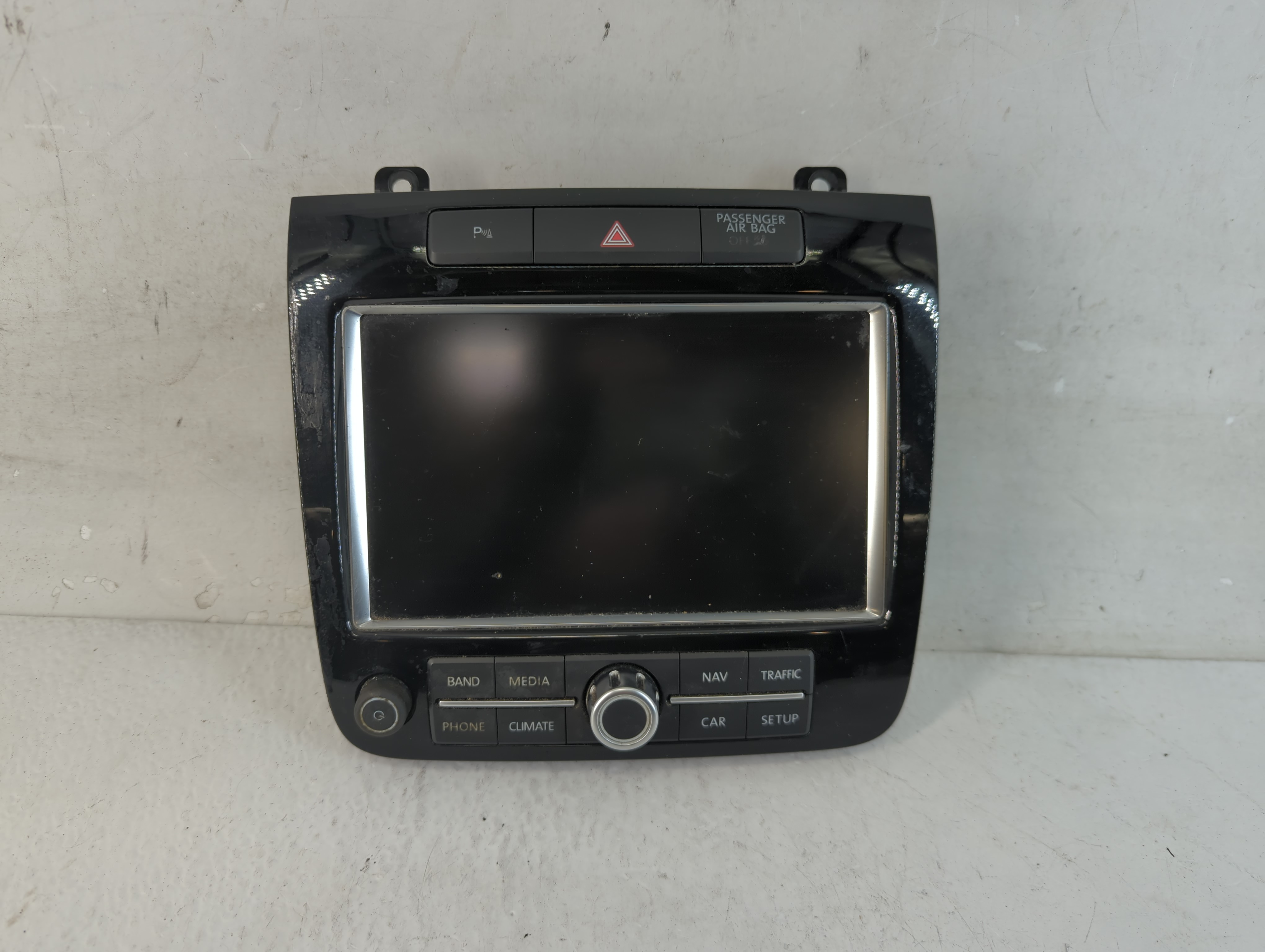 2012 Volkswagen Touareg Am Fm Cd Player Radio Receiver 1049893 - Oemusedautoparts1.com