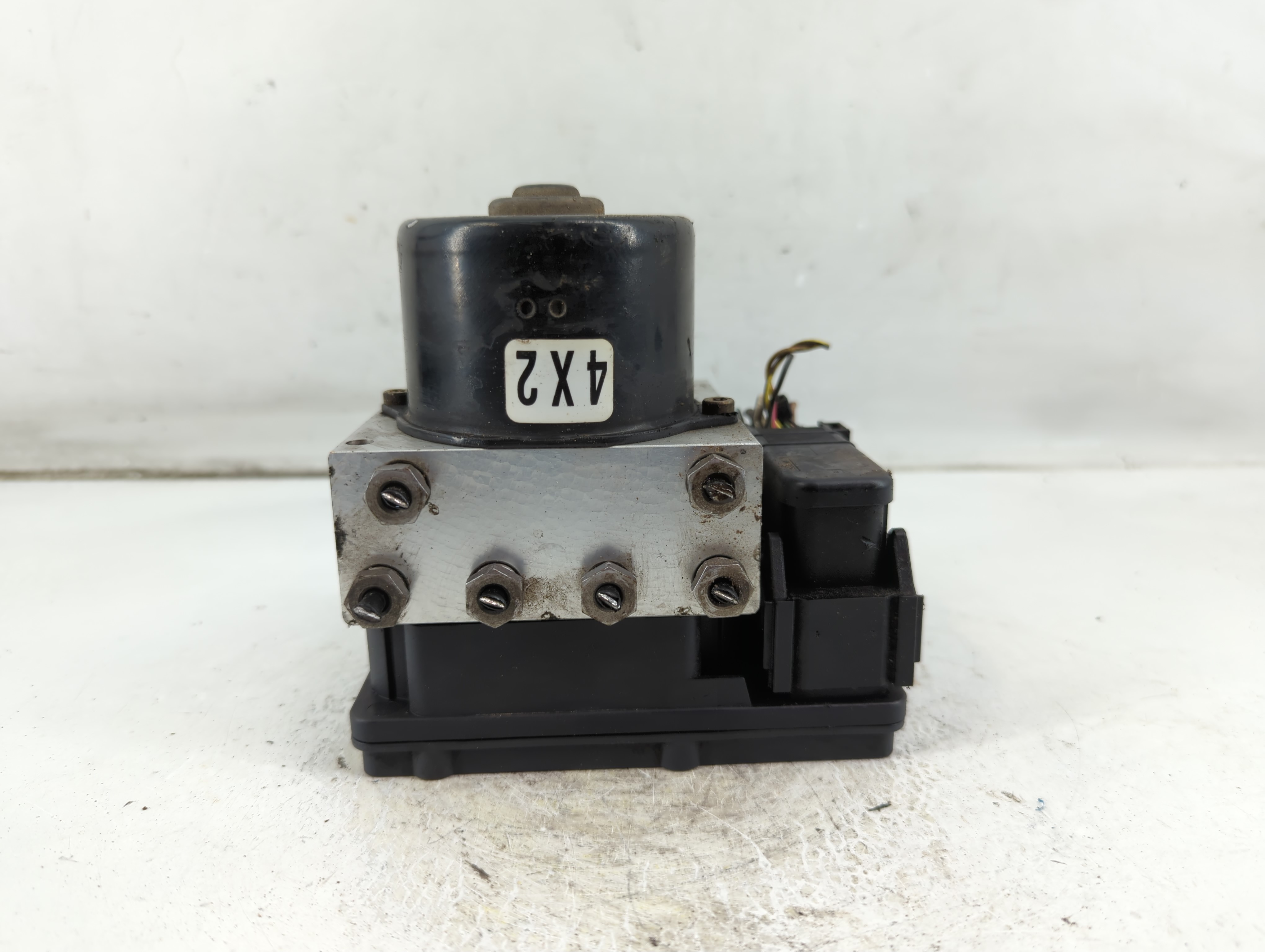 2005-2007 Ford Escape Abs Pump Control Module 1049904 - Oemusedautoparts1.com