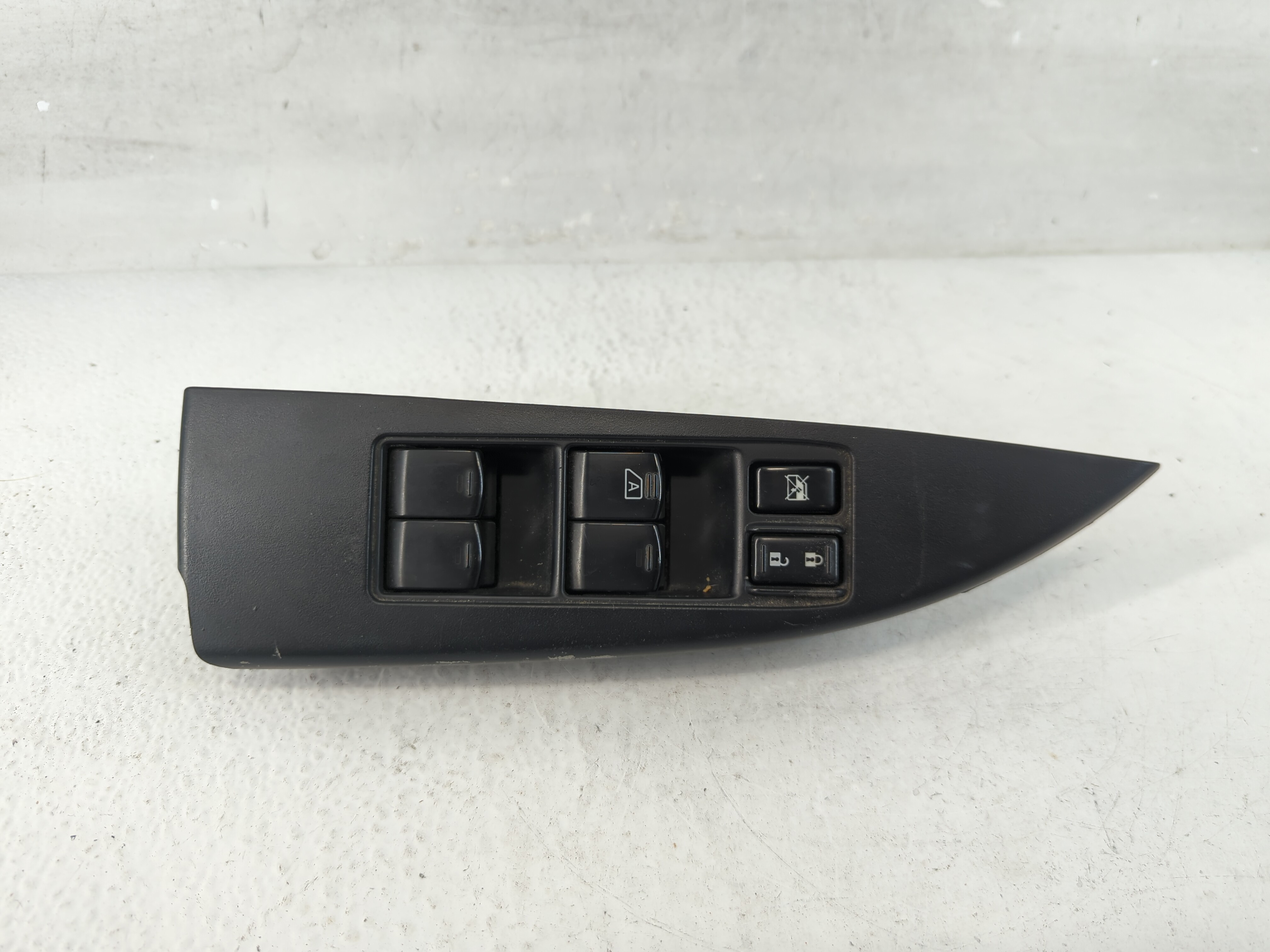 Picture of 2010-2012 Subaru Legacy Driver Left Door Master Power Window Switch 1049911