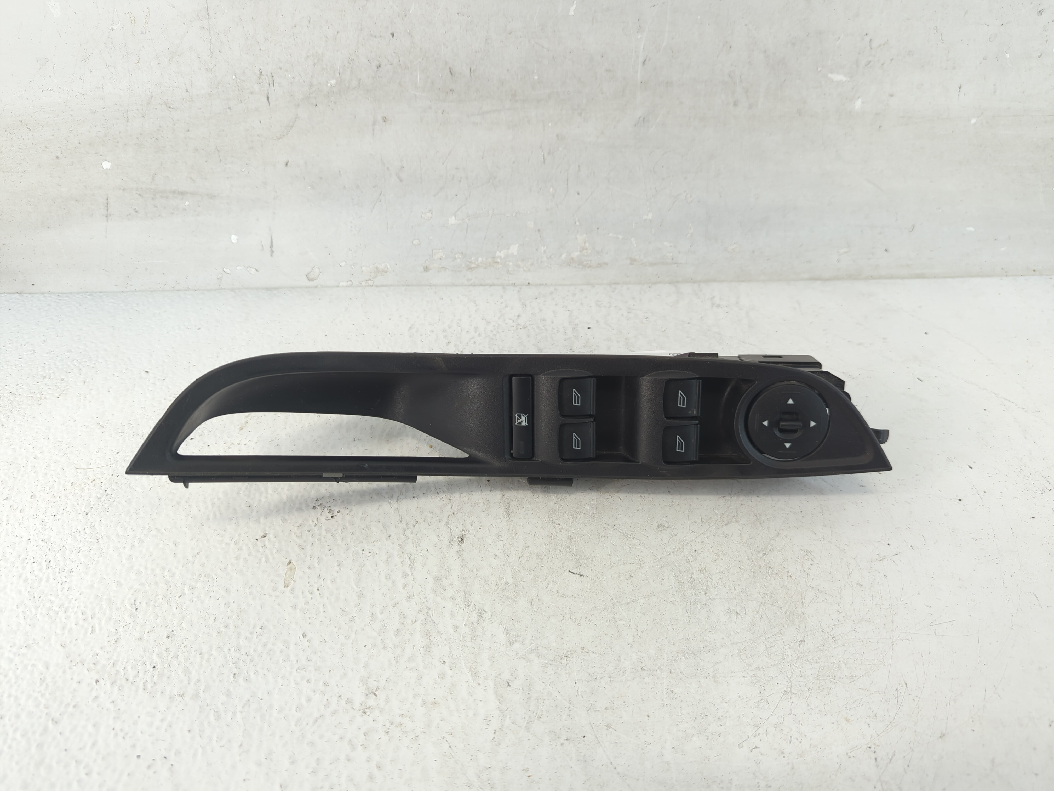 Picture of 2012-2018 Ford Focus Driver Left Door Master Power Window Switch 1049914