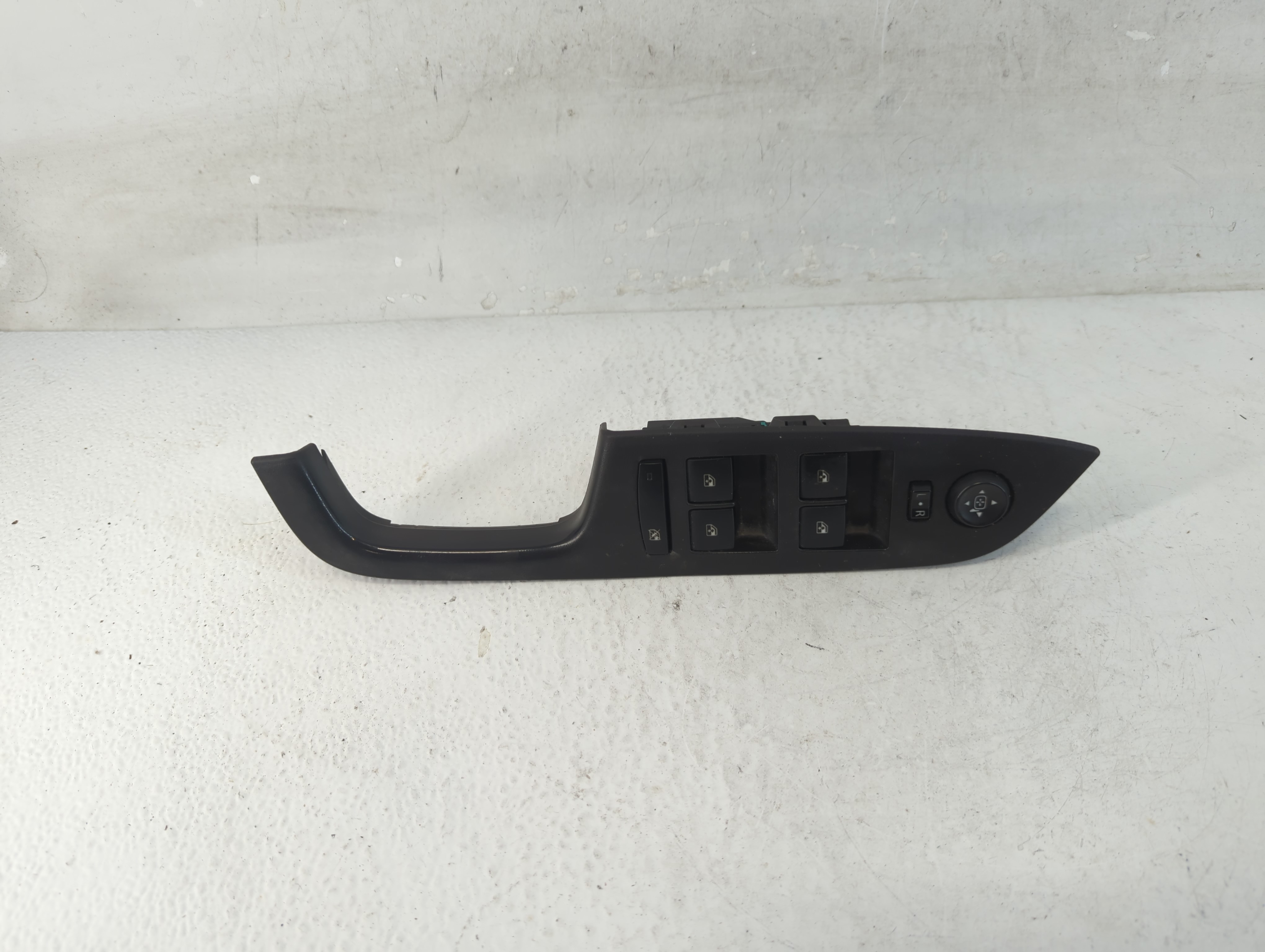 2010-2017 Chevrolet Equinox Driver Left Door Master Power Window Switch 1049917 - Oemusedautoparts1.com