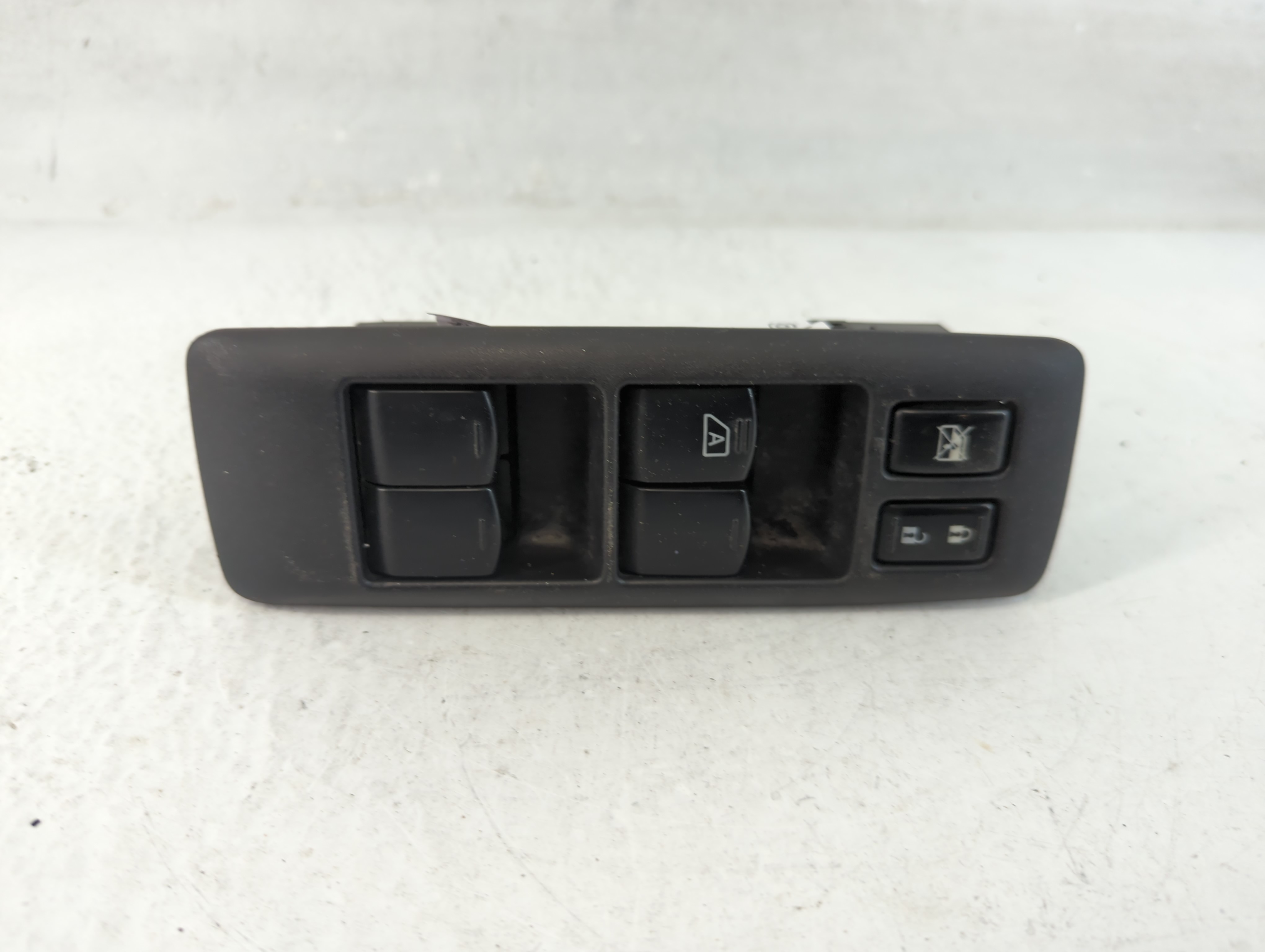 Nissan Rogue Select Driver Left Door Master Power Window Switch 1049919 - Oemusedautoparts1.com