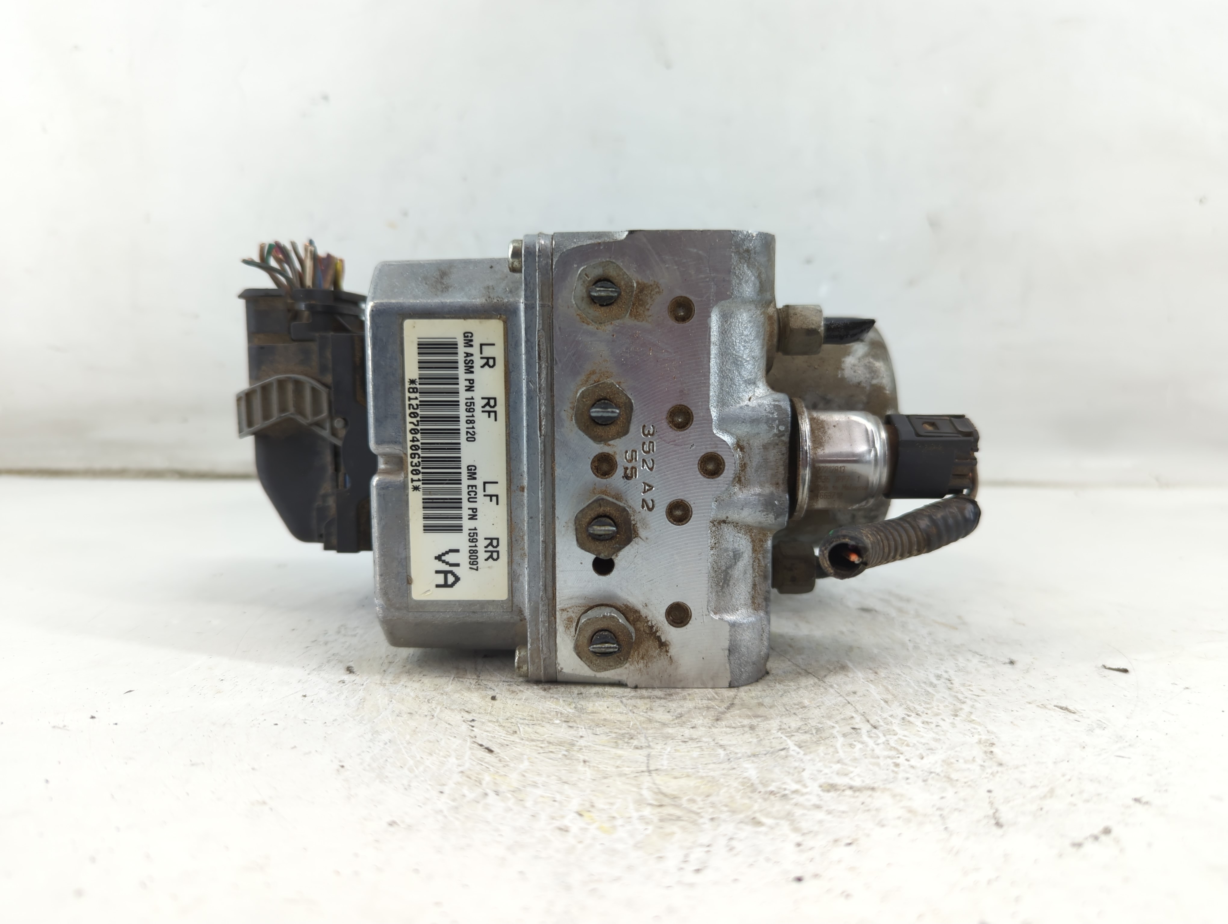 2007-2007 Saturn Aura Abs Pump Control Module 1049944 - Oemusedautoparts1.com
