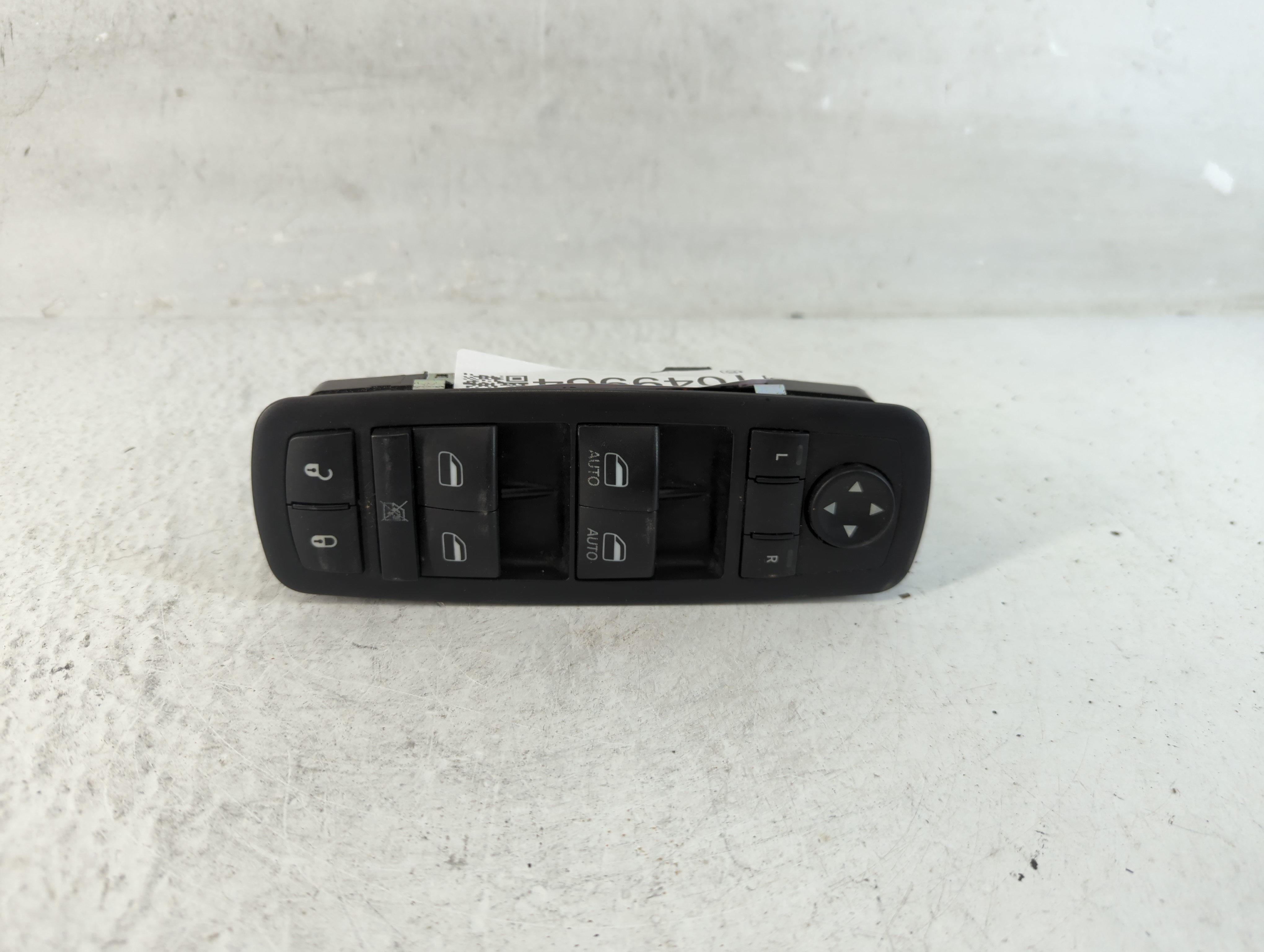 2012 Chrysler Town & Country Driver Left Door Master Power Window Switch 1049964 - Oemusedautoparts1.com