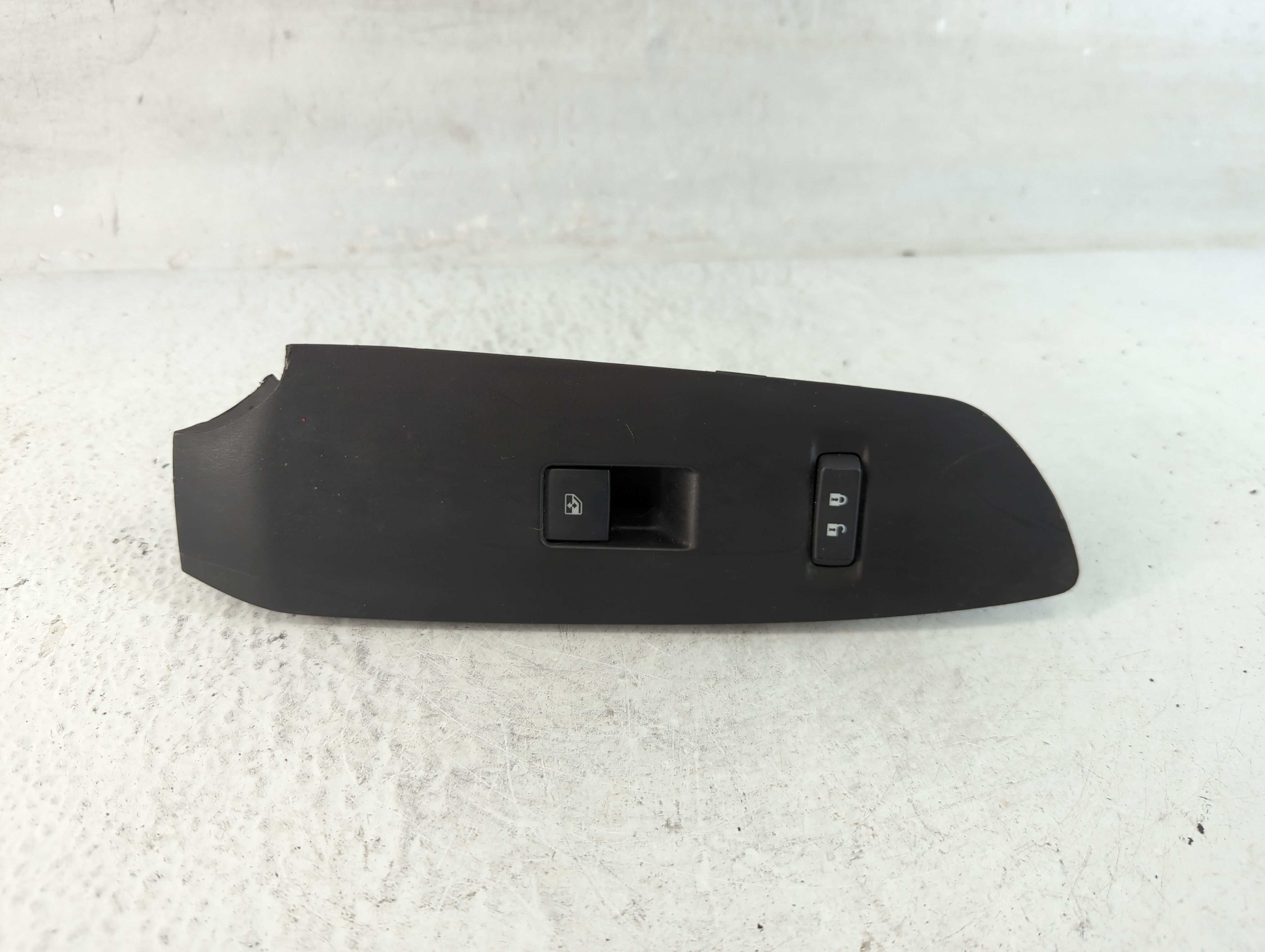 2017-2021 Chevrolet Trax Driver Left Door Master Power Window Switch 1049970 - Oemusedautoparts1.com