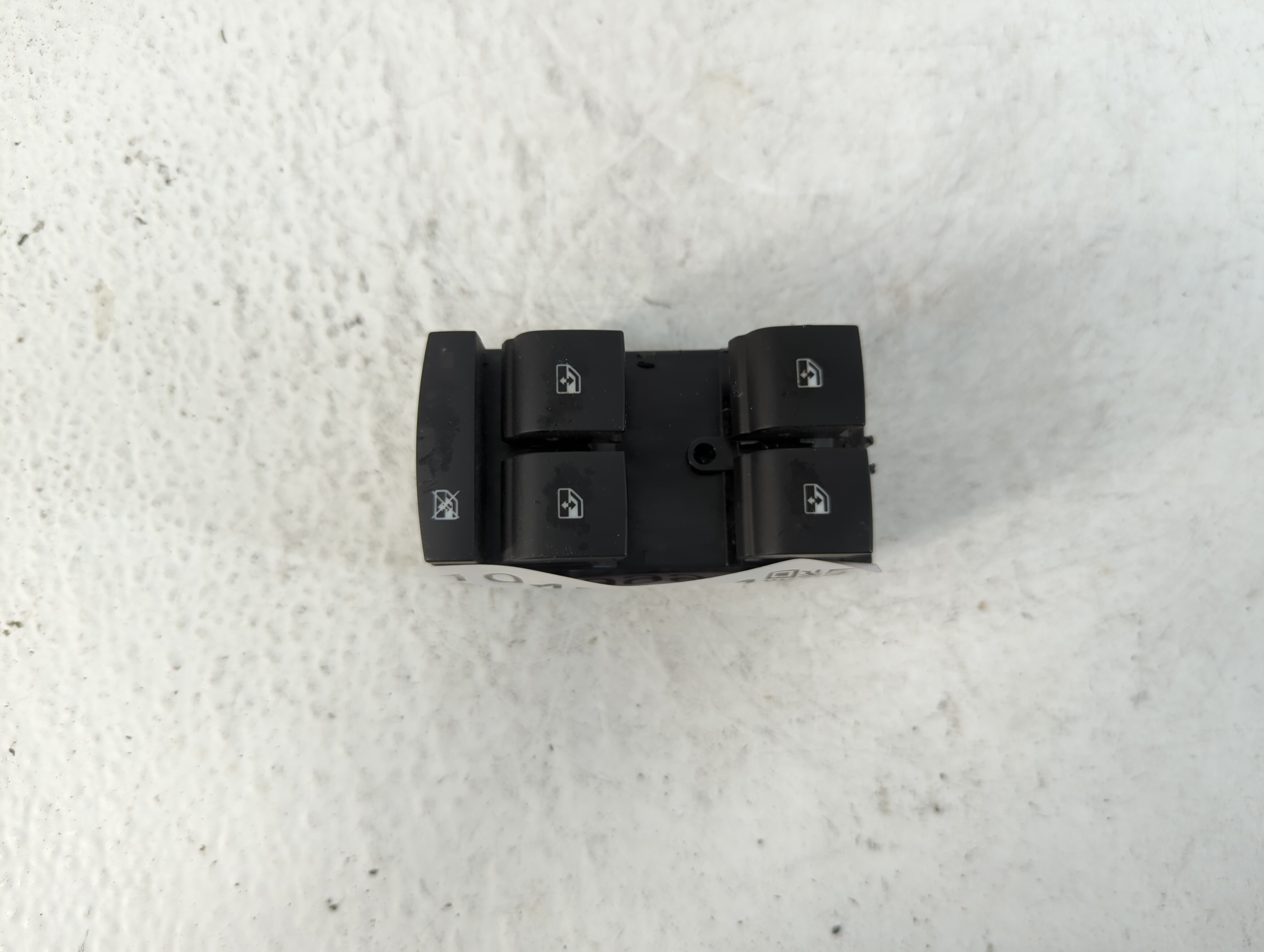 2016-2019 Chevrolet Cruze Driver Left Door Master Power Window Switch 1049993 - Oemusedautoparts1.com