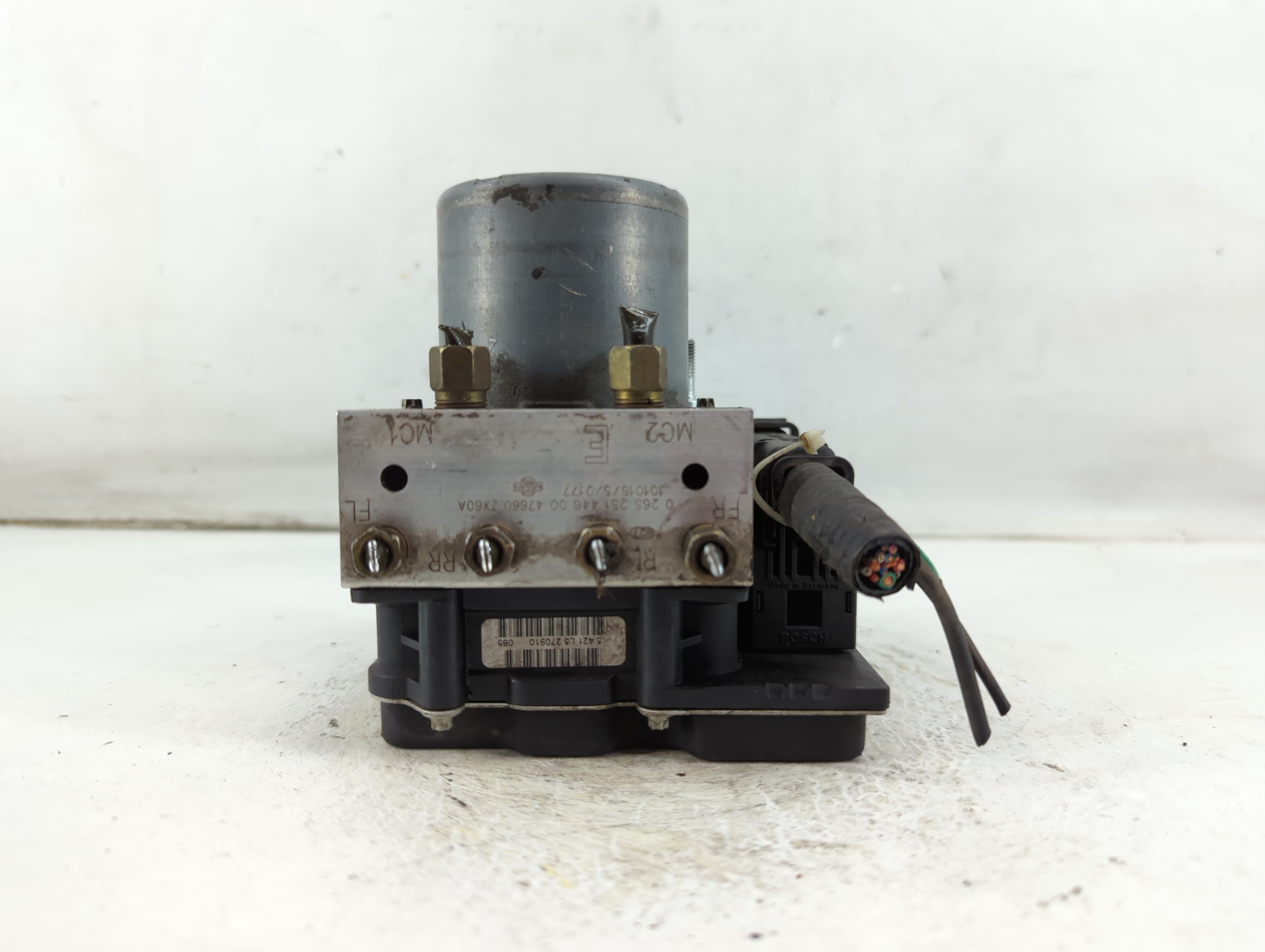 2011 Mercedes-benz Sprinter Abs Pump Control Module 1050009 - Oemusedautoparts1.com
