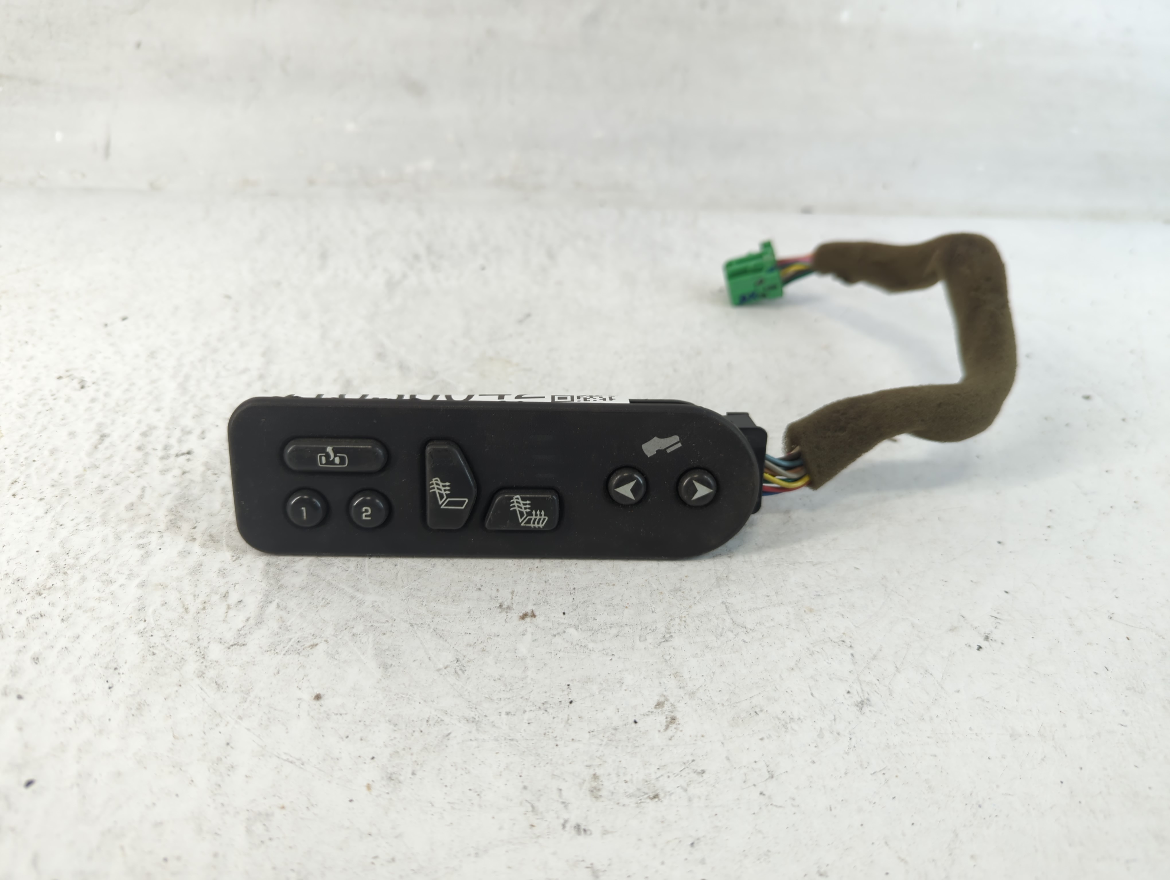 2003-2006 Cadillac Escalade Driver Left Door Master Power Window Switch 1050042 - Oemusedautoparts1.com