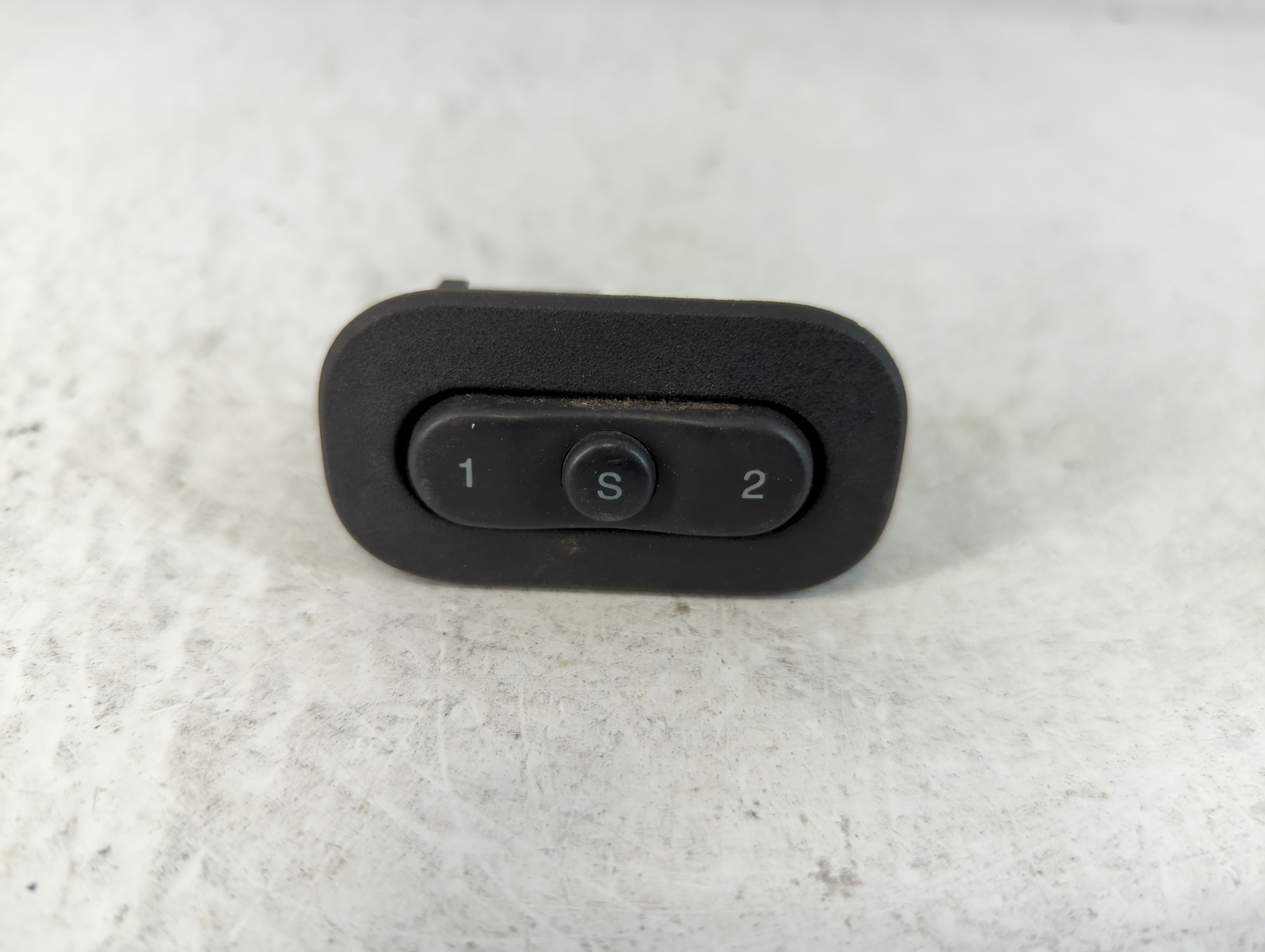 2006 Jeep Grand Cherokee Driver Left Door Master Power Window Switch 1050052 - Oemusedautoparts1.com