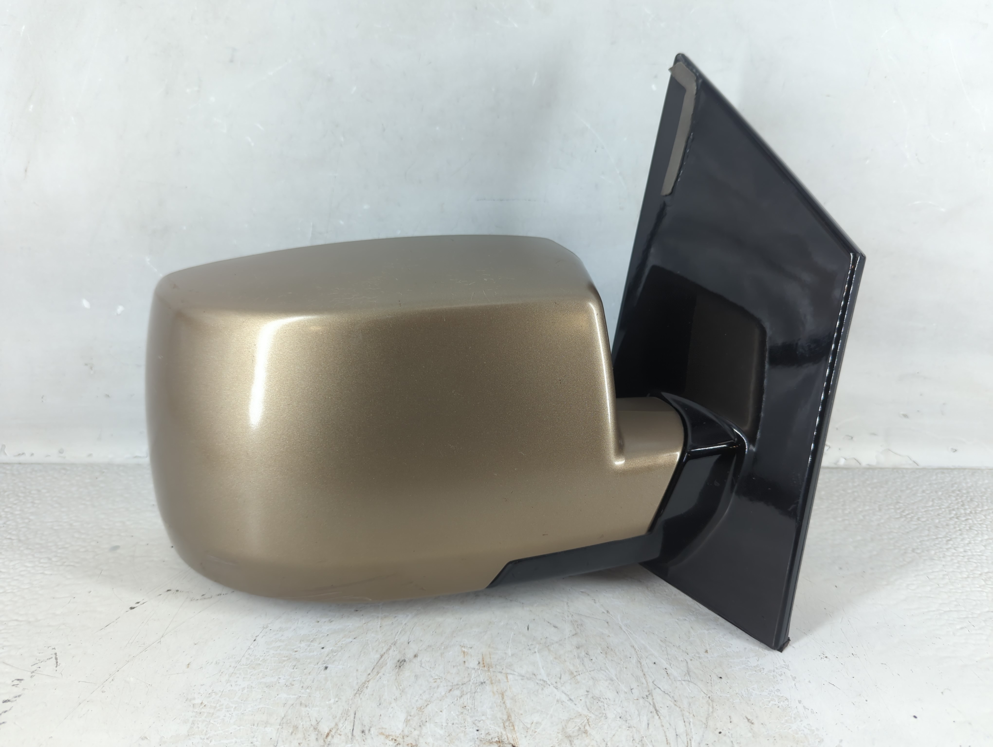 2004-2007 Nissan Quest Passenger Right Side View Power Door Mirror Gold 1050058 - Oemusedautoparts1.com