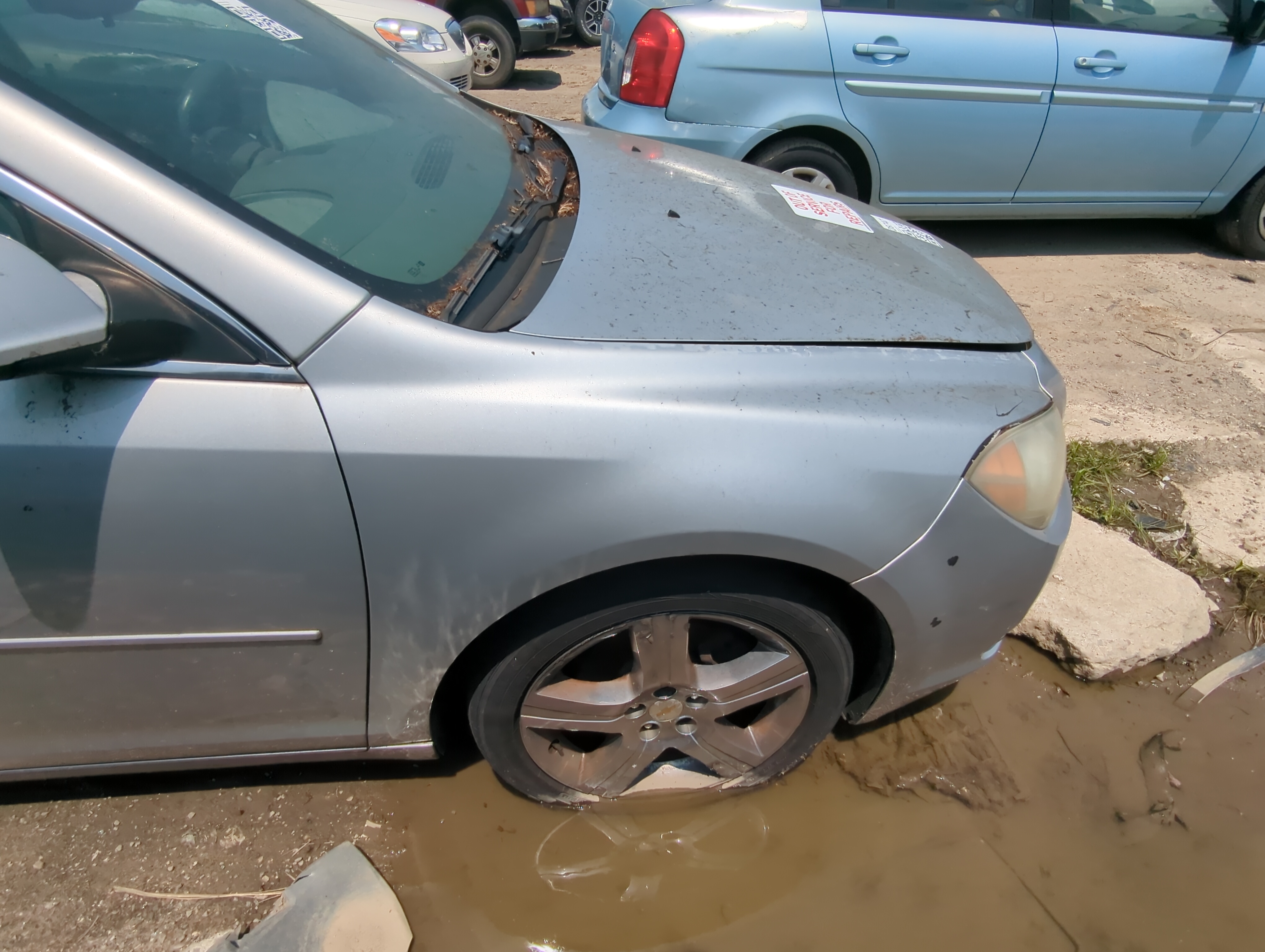 Picture of 2009-2012 Chevrolet Malibu Passenger Fender 1050234