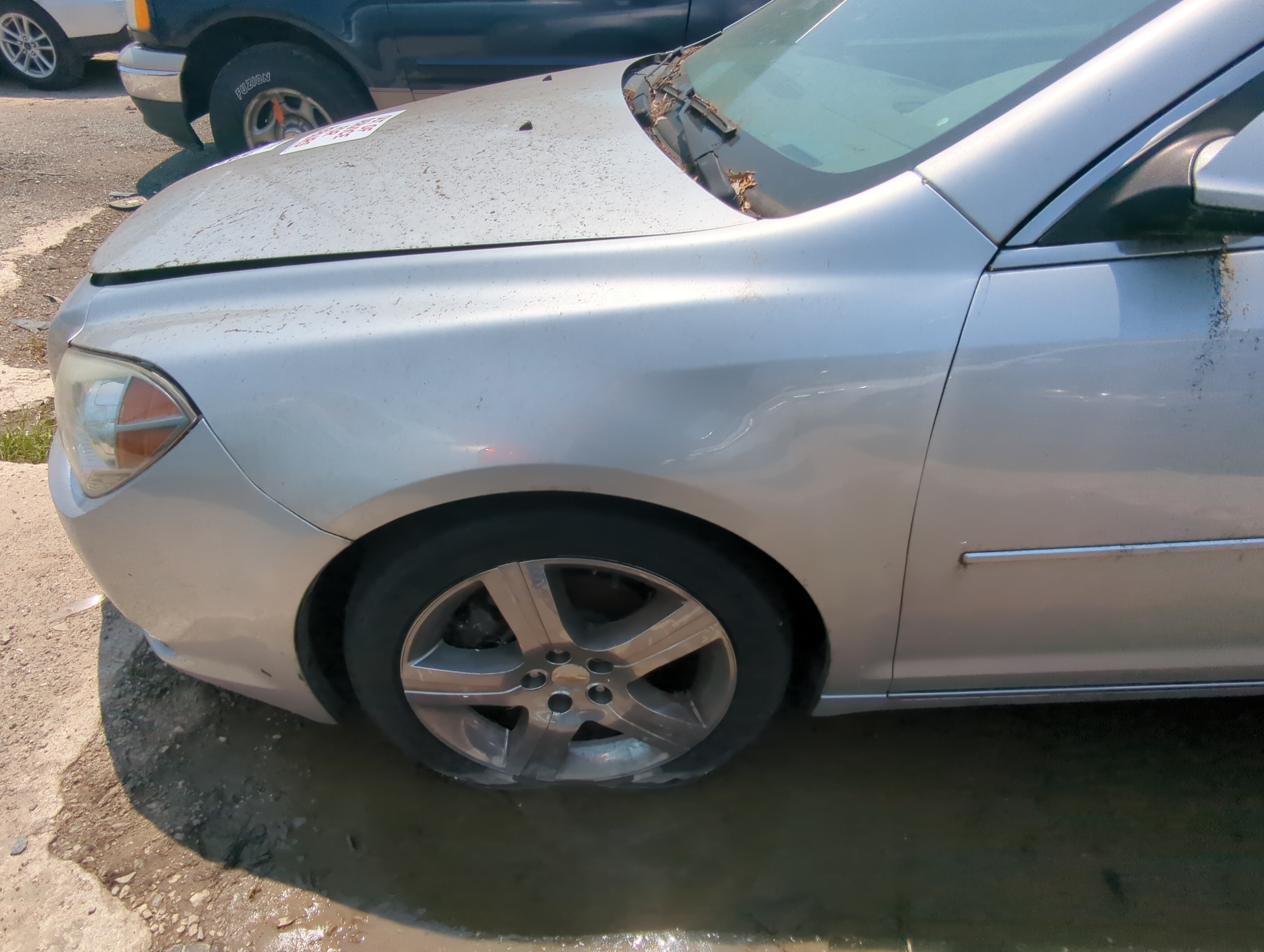 Picture of 2009-2012 Chevrolet Malibu Driver Fender 1050239