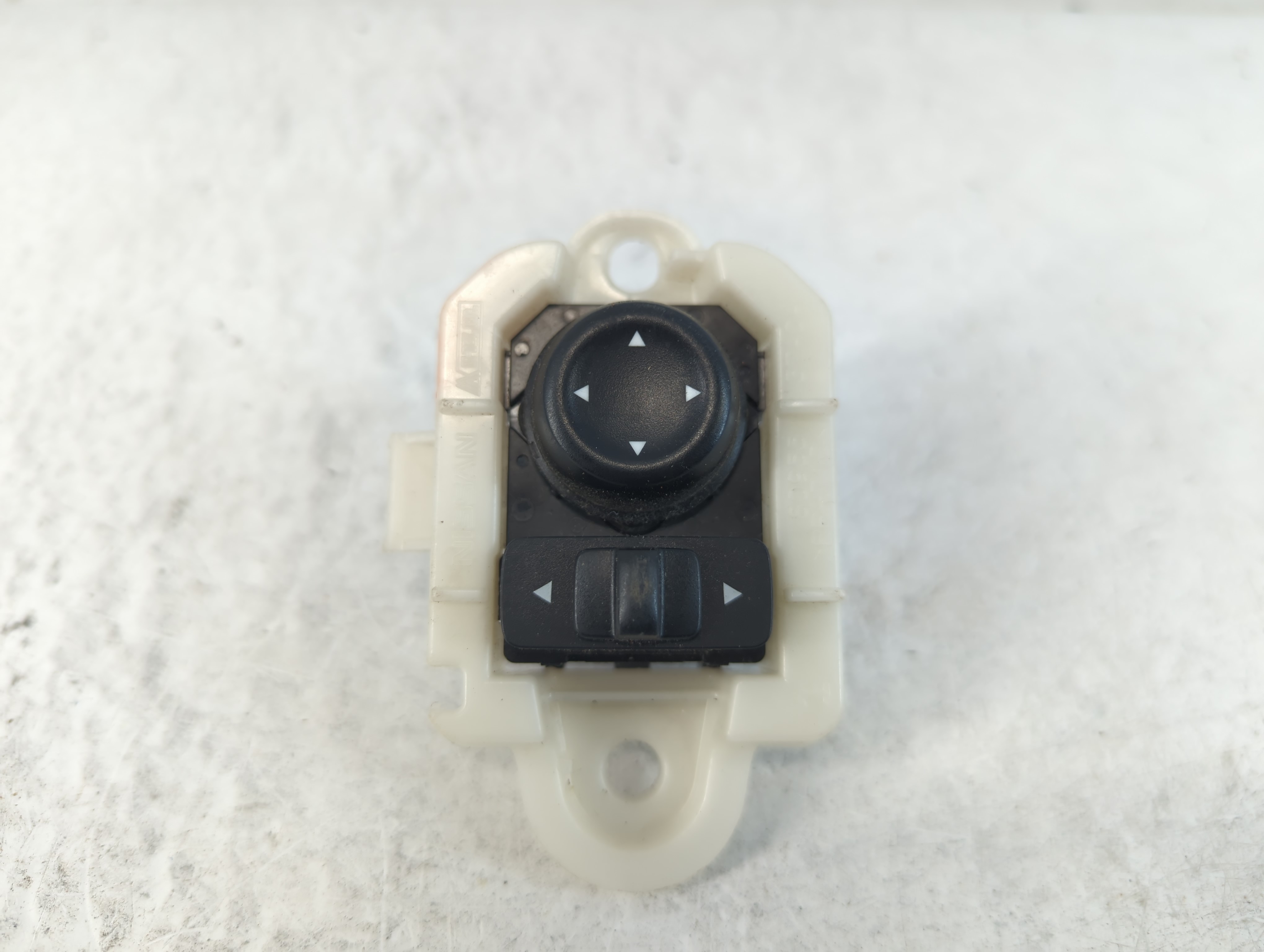 2013-2018 Nissan Altima Driver Left Door Master Power Window Switch 1050263 - Oemusedautoparts1.com