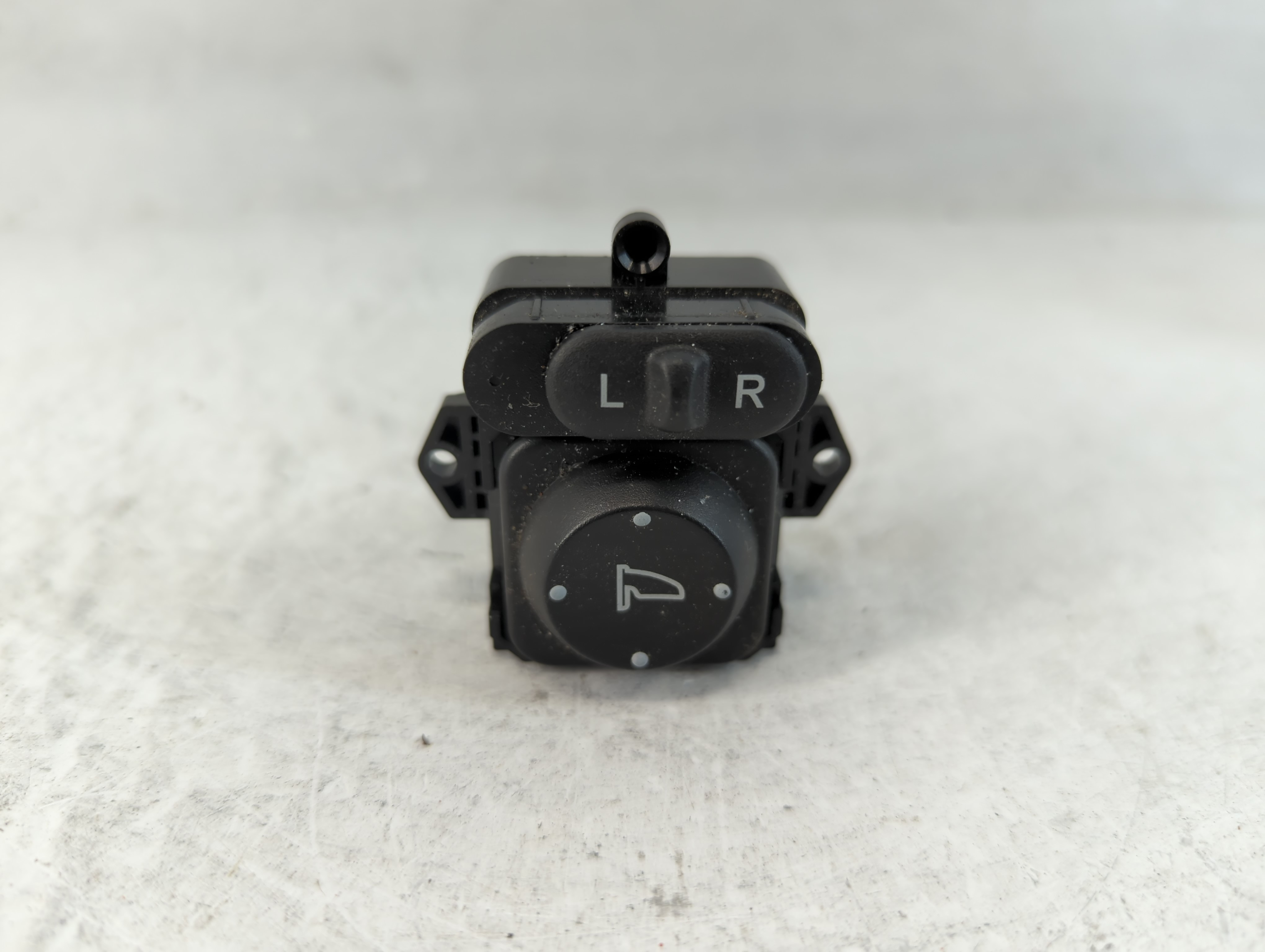 2018-2022 Honda Accord Driver Left Door Master Power Window Switch 1050265 - Oemusedautoparts1.com