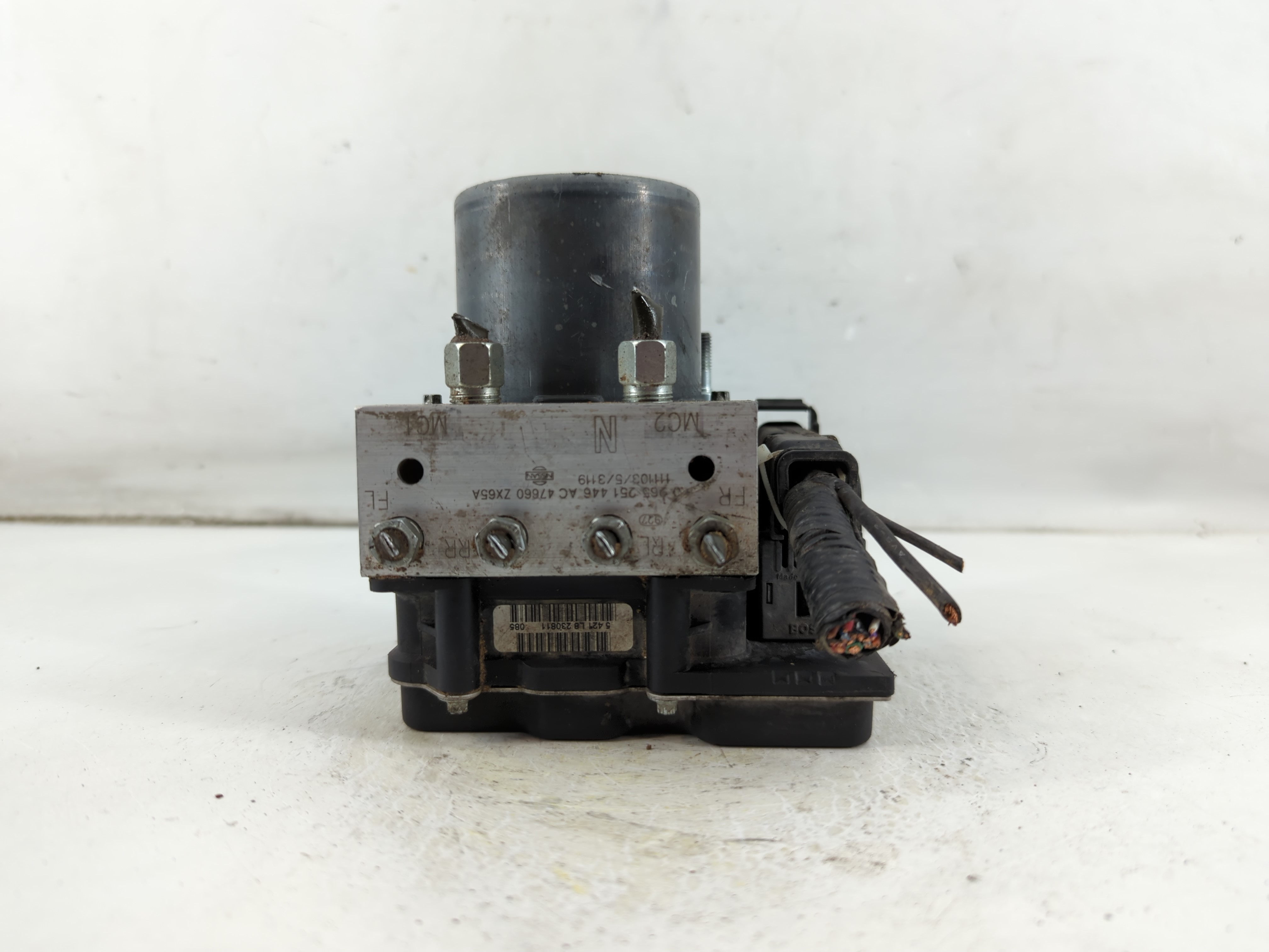 2011-2012 Nissan Altima Abs Pump Control Module 1050276 - Oemusedautoparts1.com