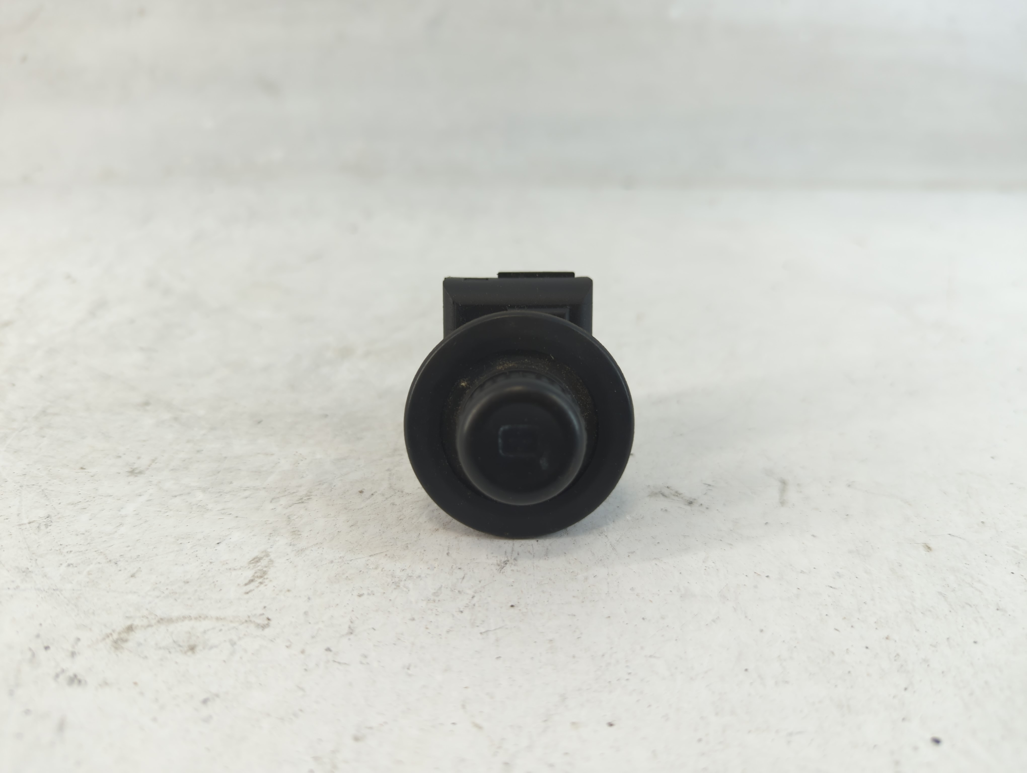 2009-2014 Ford E-150 Driver Left Door Master Power Window Switch 130731a 1050465 - Oemusedautoparts1.com