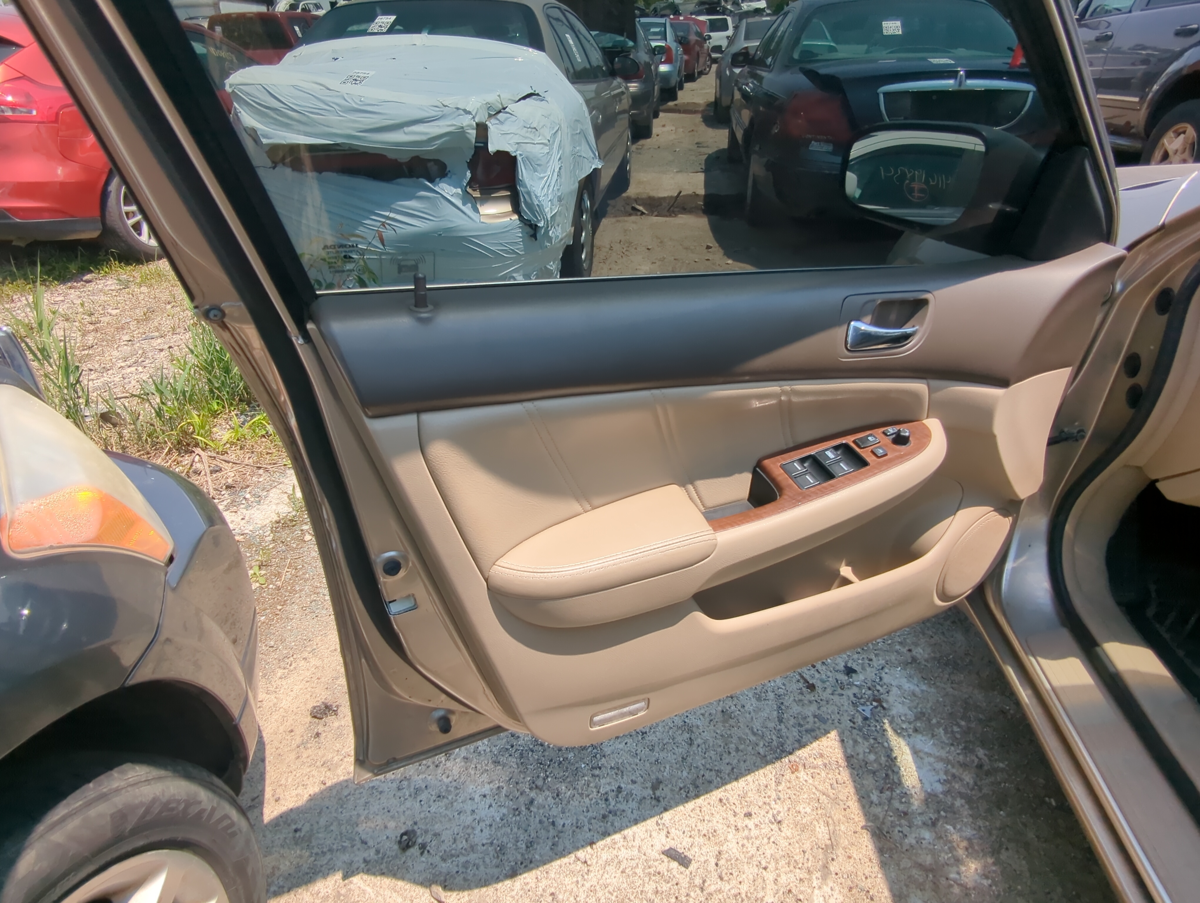 Picture of 2006 Honda Accord Front Left Driver Interior Door Panel Trim 1050568