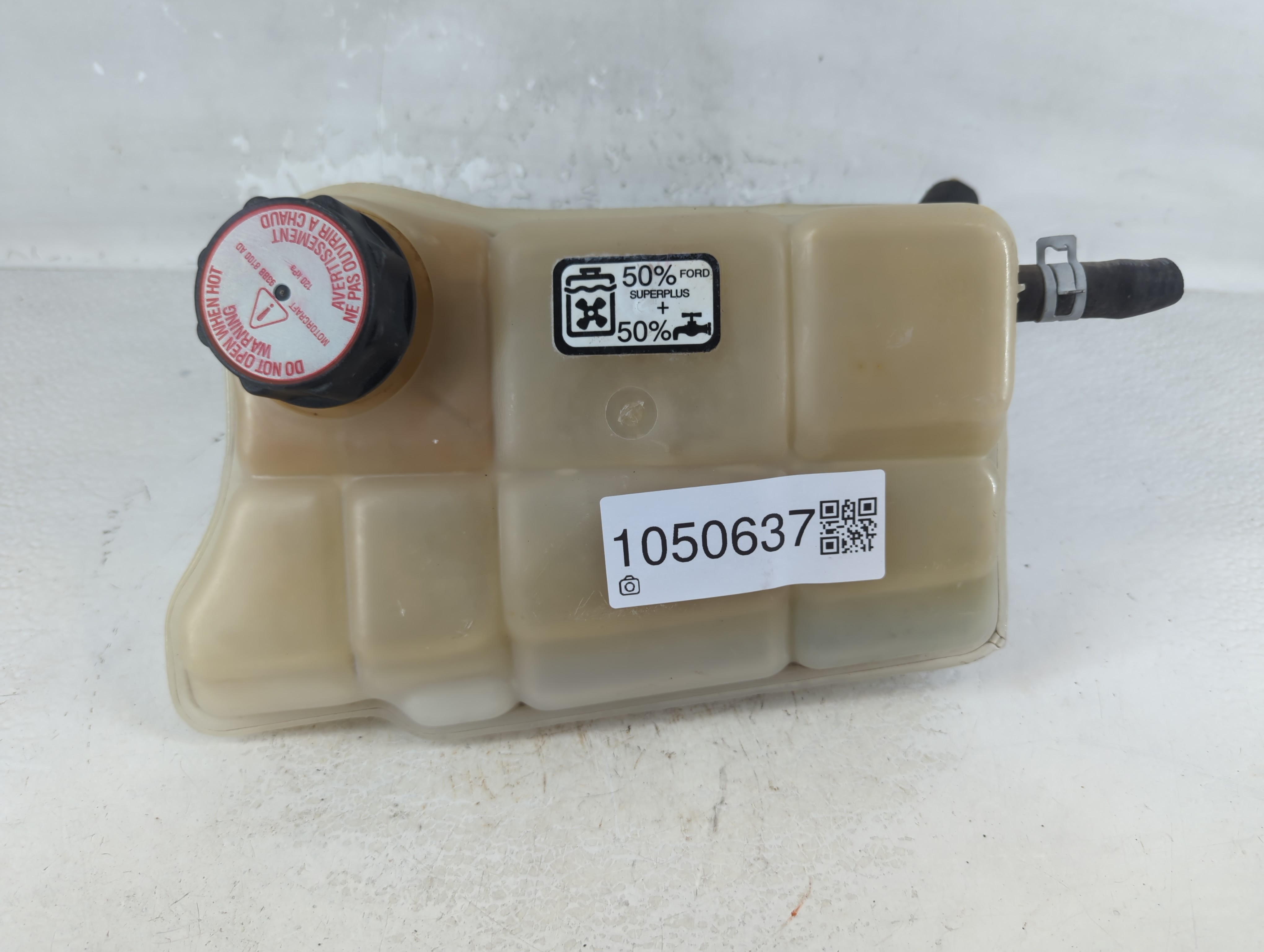 Picture of 1995 Ford Contour Windshield Washer Fluid Reservoir Bottle Oem 1050637