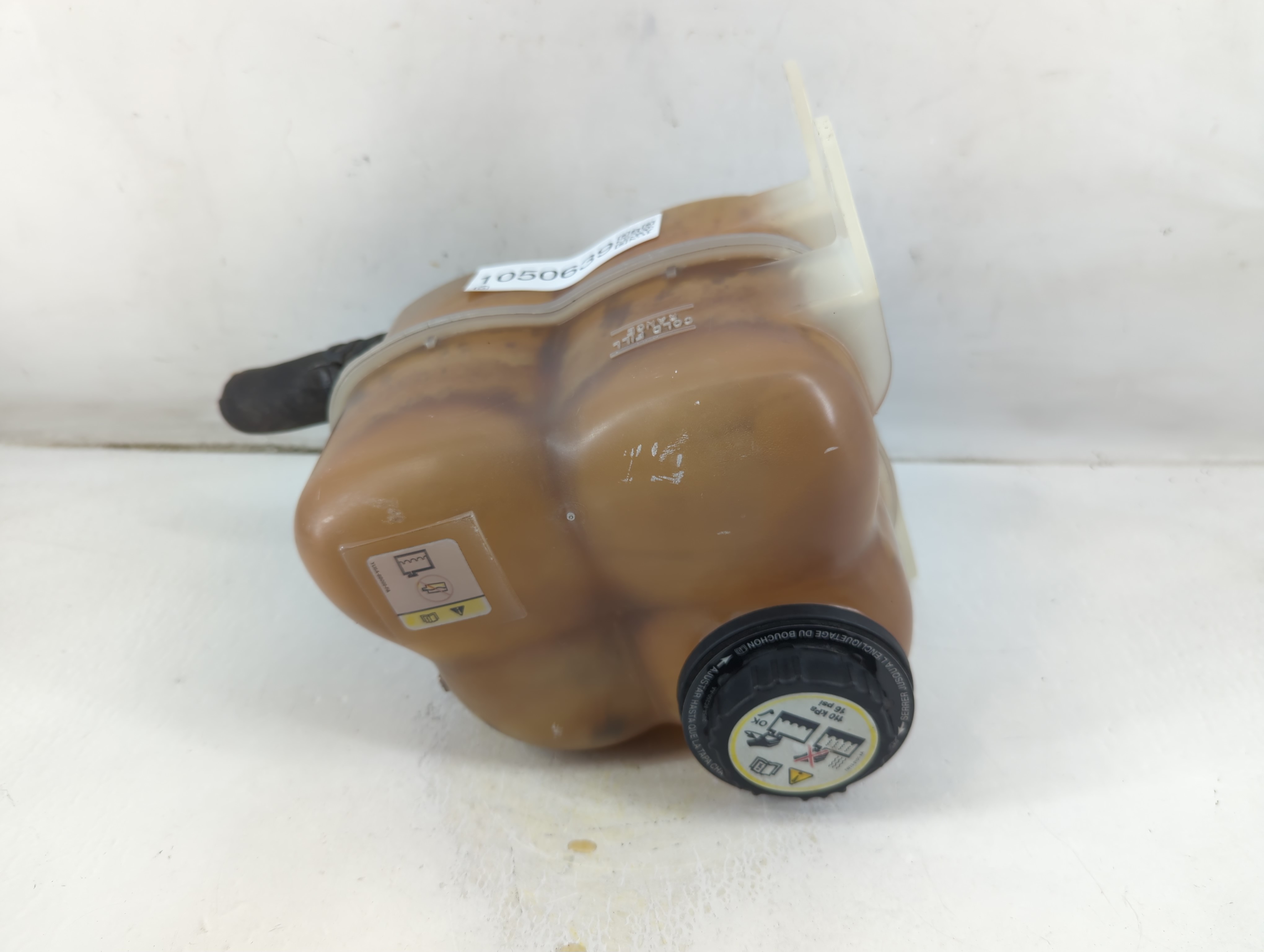 Ford Explorer Windshield Washer Fluid Reservoir Bottle Oem 1050639 - Oemusedautoparts1.com